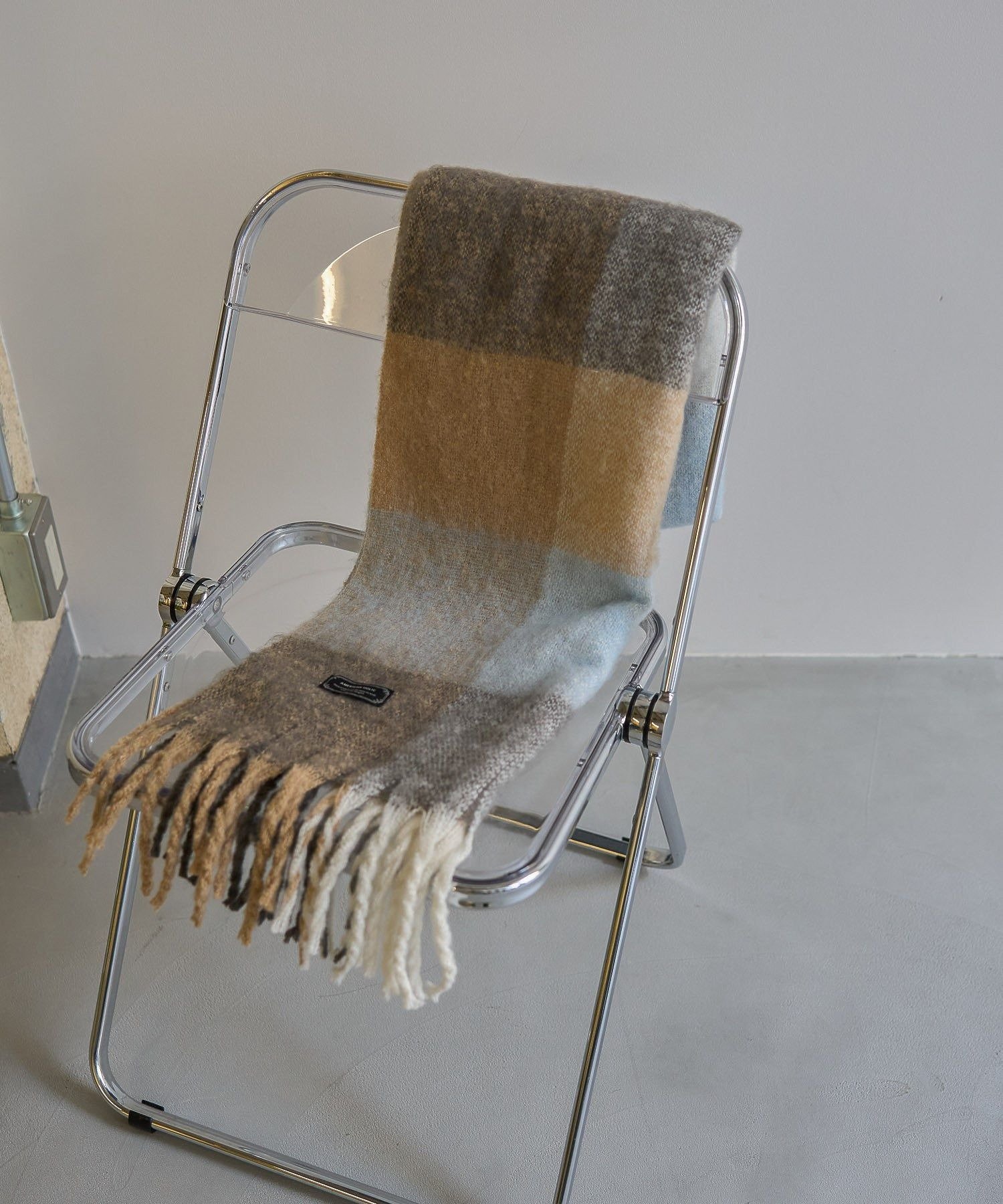 AMERICAN HOLIC シャギーチェックBIGマフラー アメリカン ホリック ファッション雑貨 マフラー・ストール・ネックウォーマー ピンク イエロー ブルー グレーのサムネイル