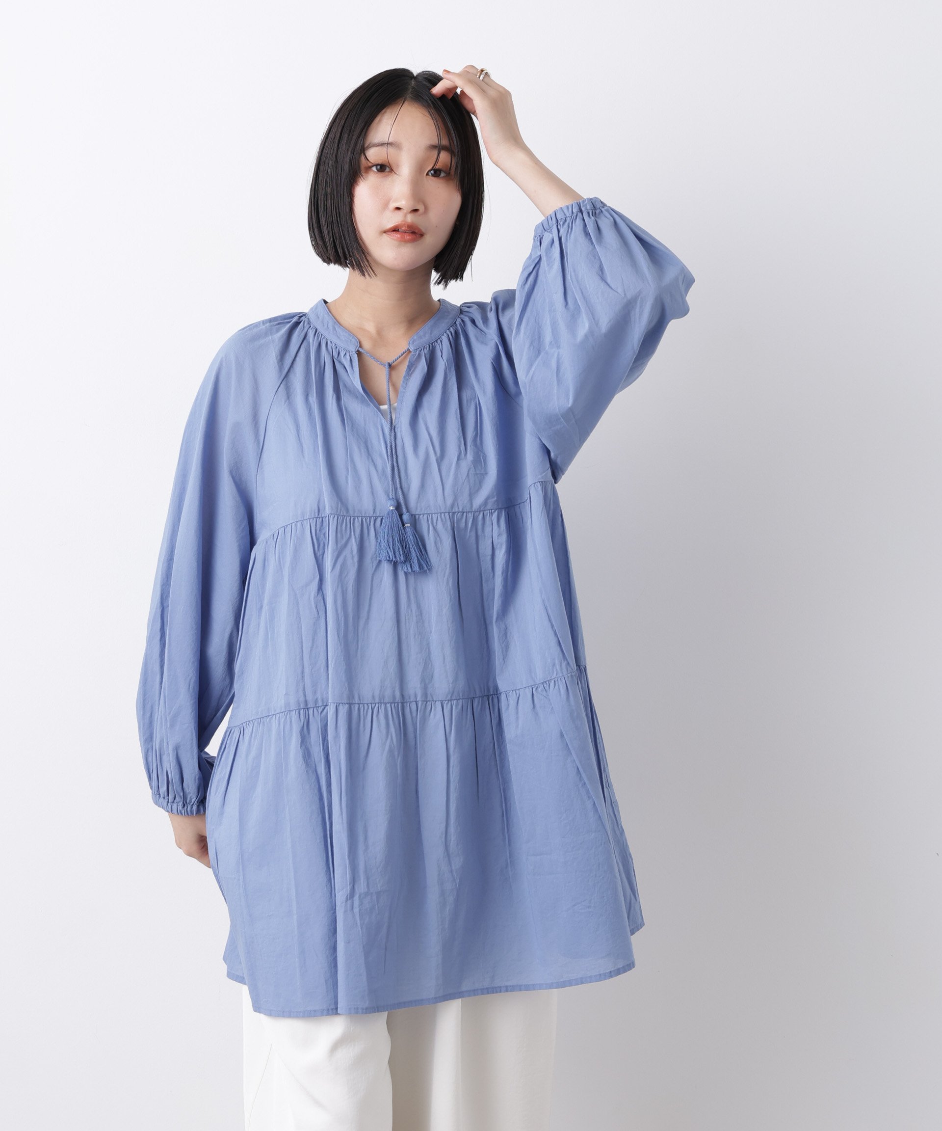 【SALE／50%OFF】NANO universe made in INDIA ティアードチュニックブラウス ナノユニバース トップス シャツ・ブラウス ブラック ホワイト ブルー stylife-15527816 Rakuten Fashion サンプル画像3