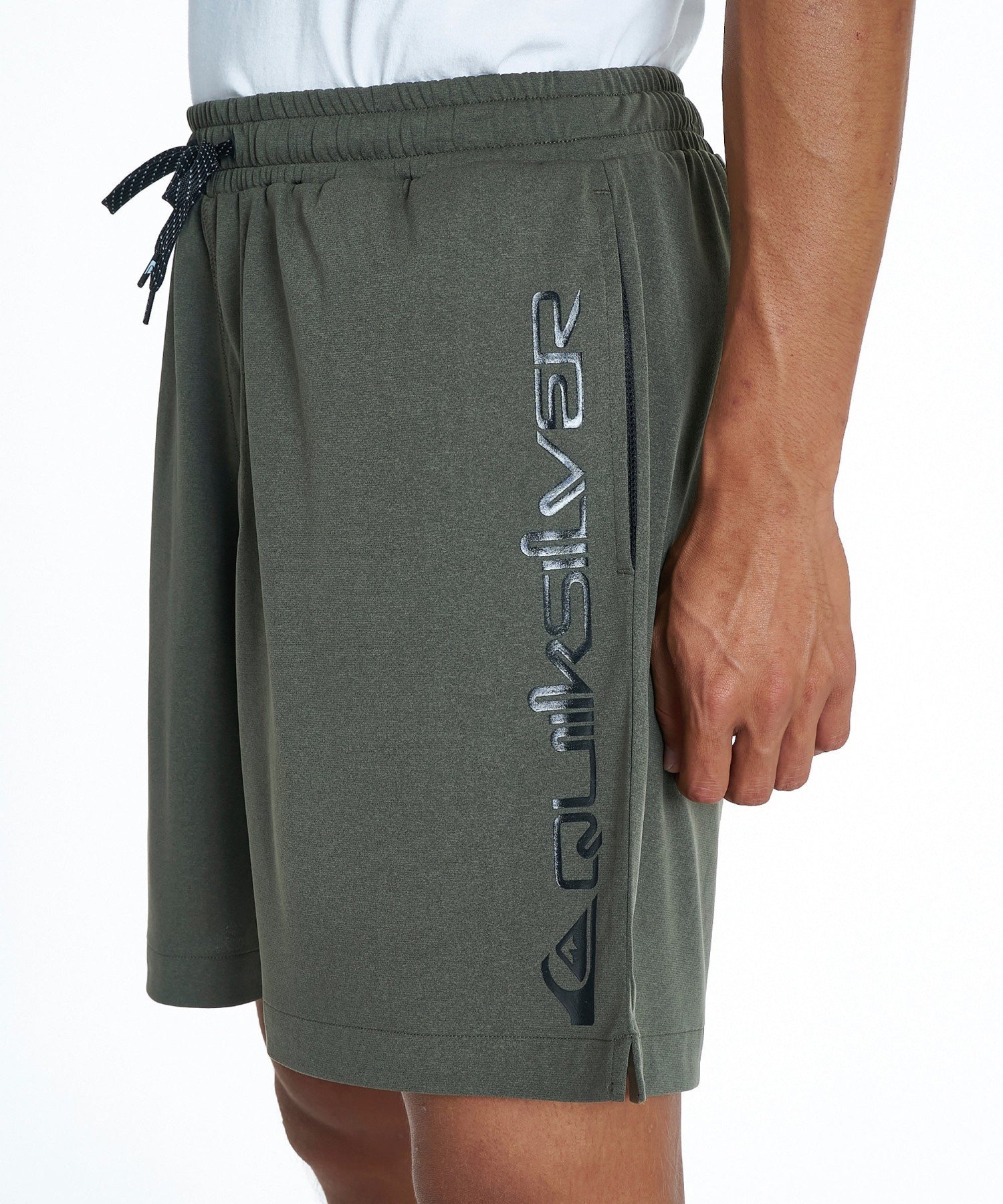 QUIKSILVER MW SIDE LOGO SHORTS 【2026年夏モデル】 クイックシルバー パンツ その他のパンツ ブラック