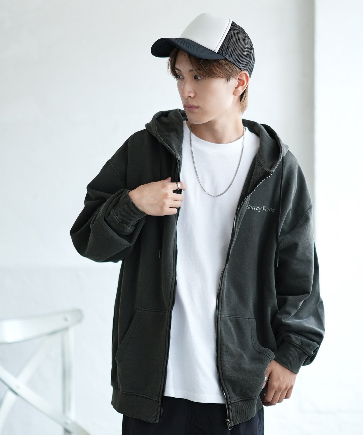 【SALE／54%OFF】SIDEWAY STANCE SIDEWAY STANCE サイドウェイスタンス ピグメント 刺しゅう ジップパーカー インプローブス トップス パーカー・フーディー ブラック ブラウン【送料無料】