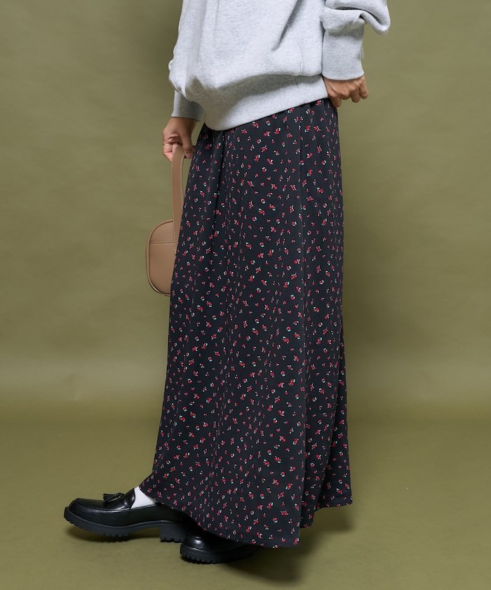 【SALE／30%OFF】FREAK'S STORE 小花柄セミフレアスカート 25AW フリークスストア スカート その他のスカート ブルー ブラック【送料無料】