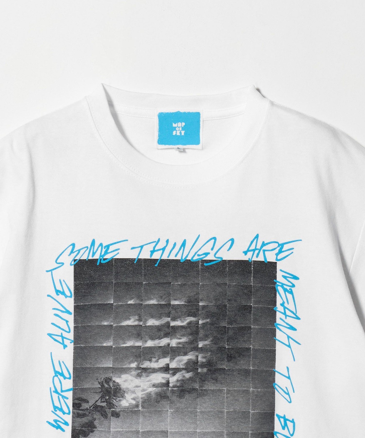 ＜MAP OF SKY＞burning flower プリント Tシャツ ビューティー＆ユース ユナイテッドアローズ トップス カットソー・Tシャツ ホワイト