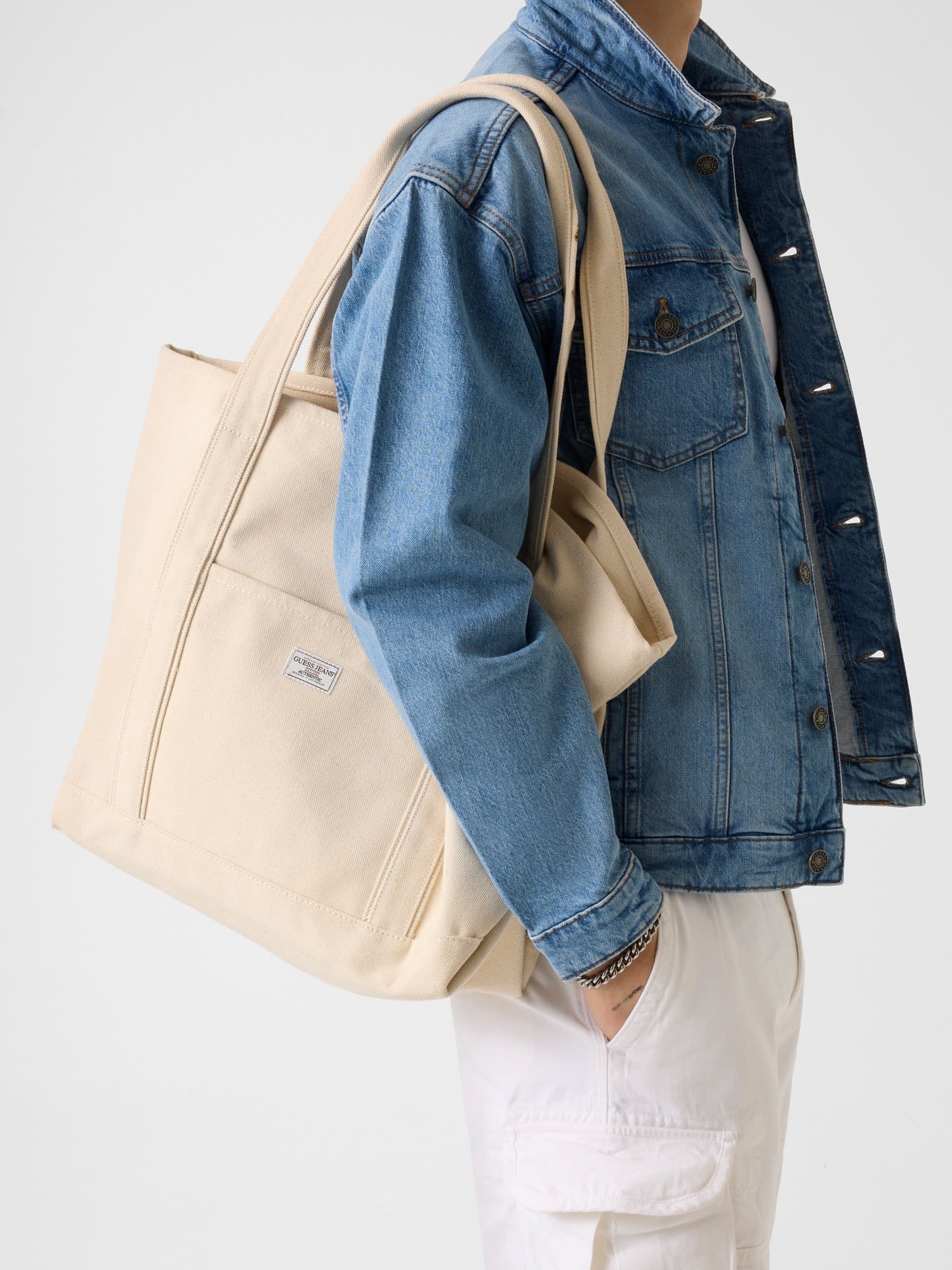 GUESS JEANS/(M)Big Tote Canvas Bag トートバッグ キャンバス地 ゲス バッグ トートバッグ ホワイト ブラック