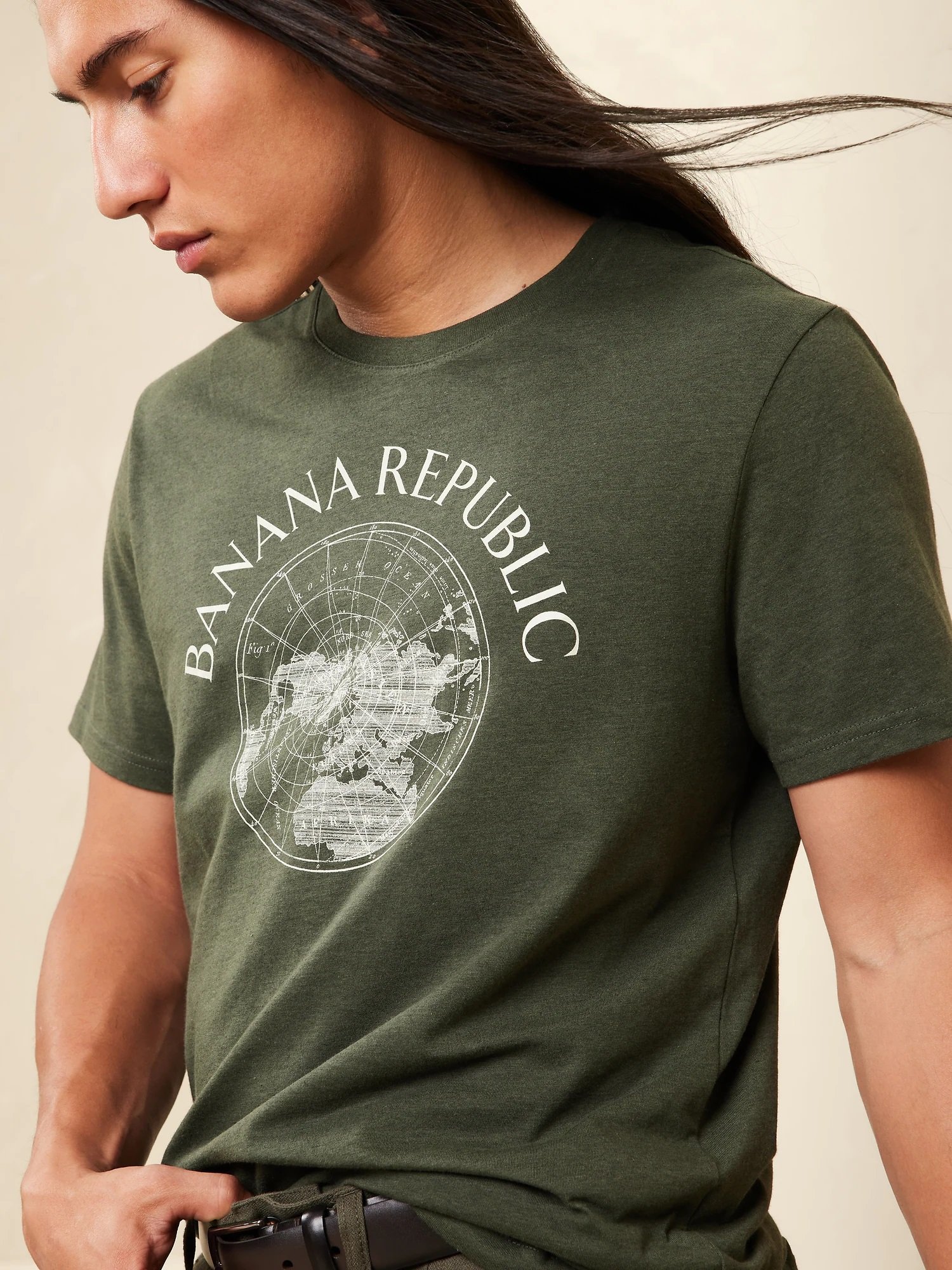 【SALE／86%OFF】BANANA REPUBLIC FACTORY STORE BANANA REPUBLIC FACTORY STORE　　グラフィックTシャツ バナナ・リパブリック ファクトリーストアー トップス カットソー・Tシャツ グリーン