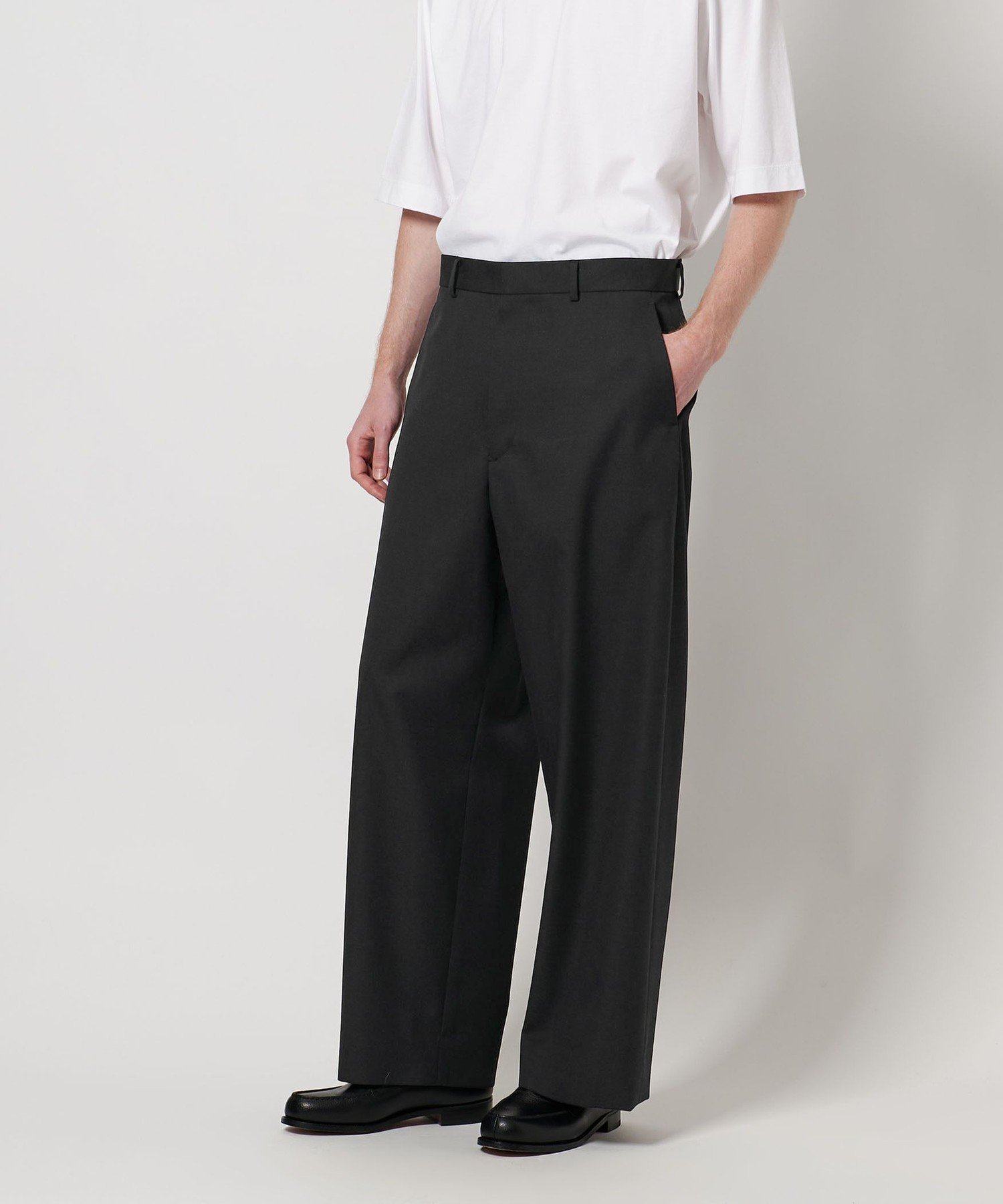 【別注】＜BEAUTY&YOUTH * LOEFF＞ウールギャバジン ワイドパンツ MENS ユナイテッドアローズ パンツ その他のパンツ グレー