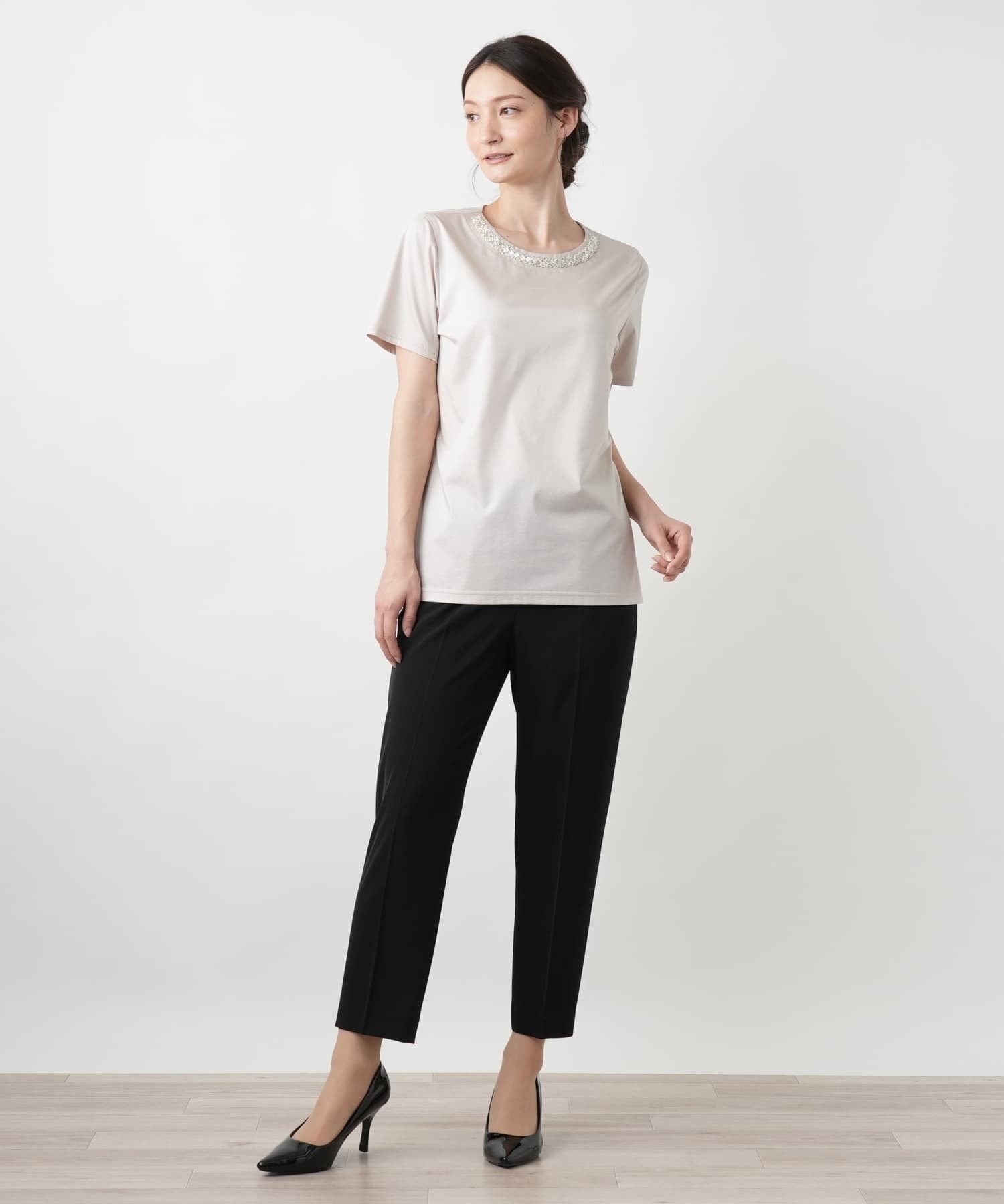 Leilian ビジューネックカットソー レリアン トップス カットソー・Tシャツ ネイビー ベージュ