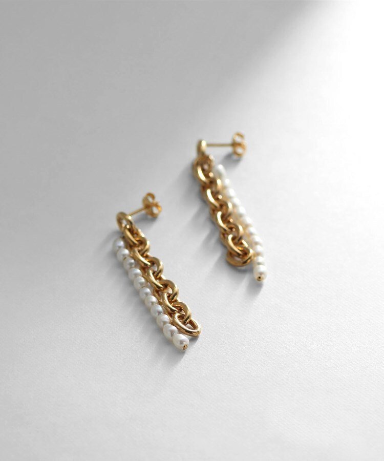 COCOSHNIK ONKITSCH シルバー バロックパール チェーンコンビネーション スタッドピアス GP ココシュニック オンキッチュ アクセサリー・腕時計 ピアス ゴールド【送料無料】