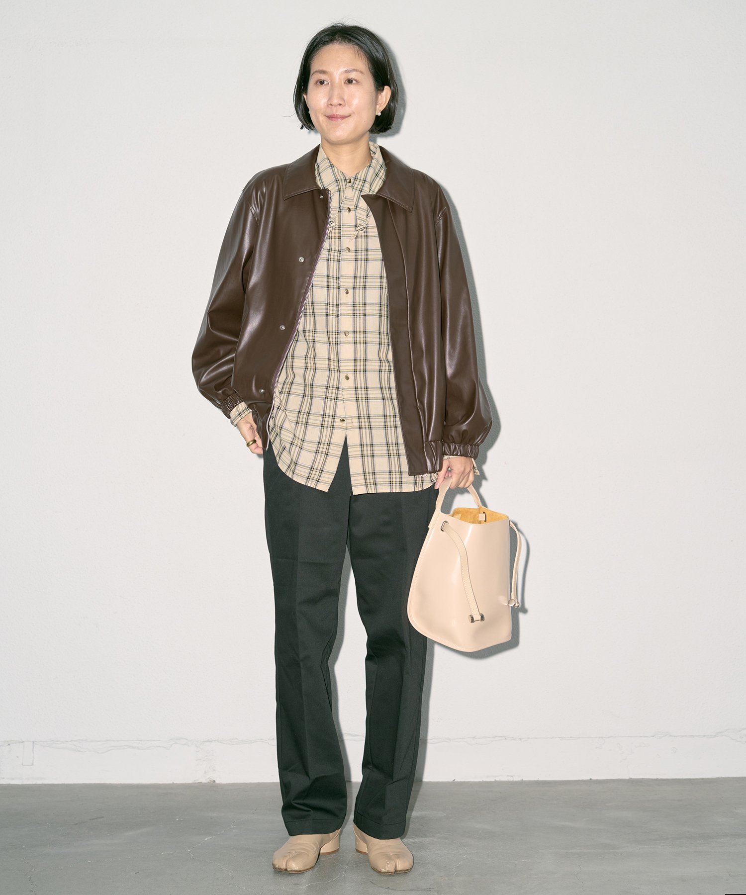 UNIVERSAL OVERALL STANDARD FIT PANTS 유니버설 오버올 팬츠 치노 팬츠 블랙 카키 그린 [무료 배송]