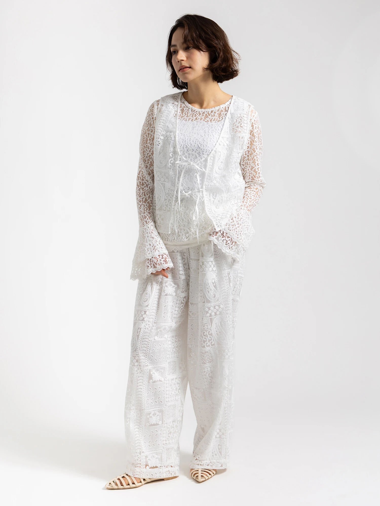 Te chichi 【Atelier ChouChou】コードレースフレアスリーブトップス テチチ トップス ニット ホワイト【送料無料】