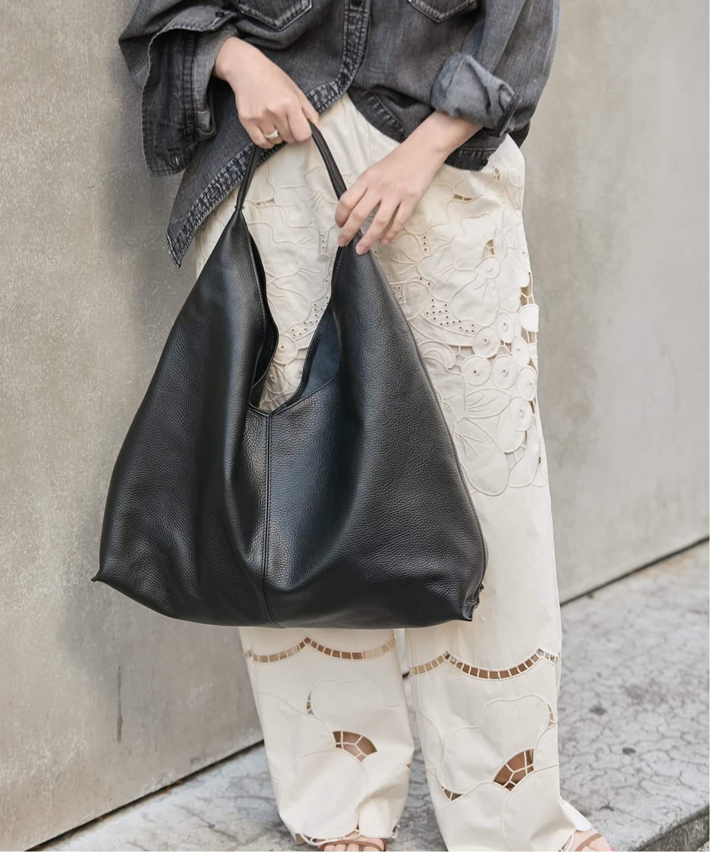 JOURNAL STANDARD 【AULENTTI/オウレンティ】ショルダーBAG ジャーナル スタンダード バッグ トートバッグ ブラック【送料無料】