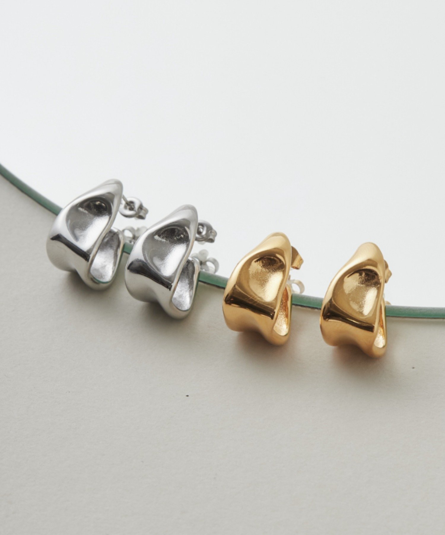 【SALE／28%OFF】ciite' 【 金属アレルギー対応 】ニュアンスピアス サージカルステンレス シーテ アクセサリー・腕時計 ピアス ゴールド シルバー