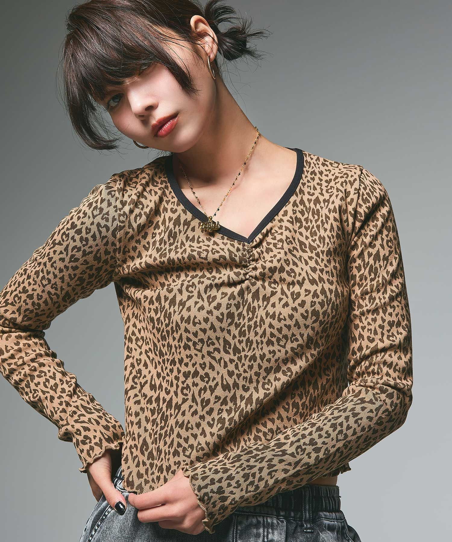 X-girl FRONT GATHERED L/S BABY TEE エックスガール トップス カットソー・Tシャツ ベージュ ブラック