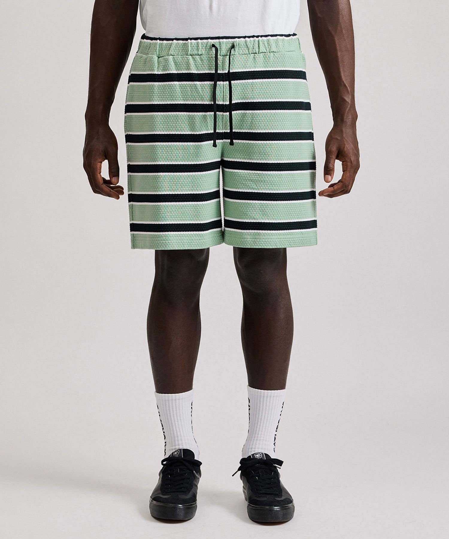 【SALE／60%OFF】Saturdays NYC Mesh Border Stripe Shorts サタデーズ　ニューヨークシティ パンツ その他のパンツ パープル【送料無料】
