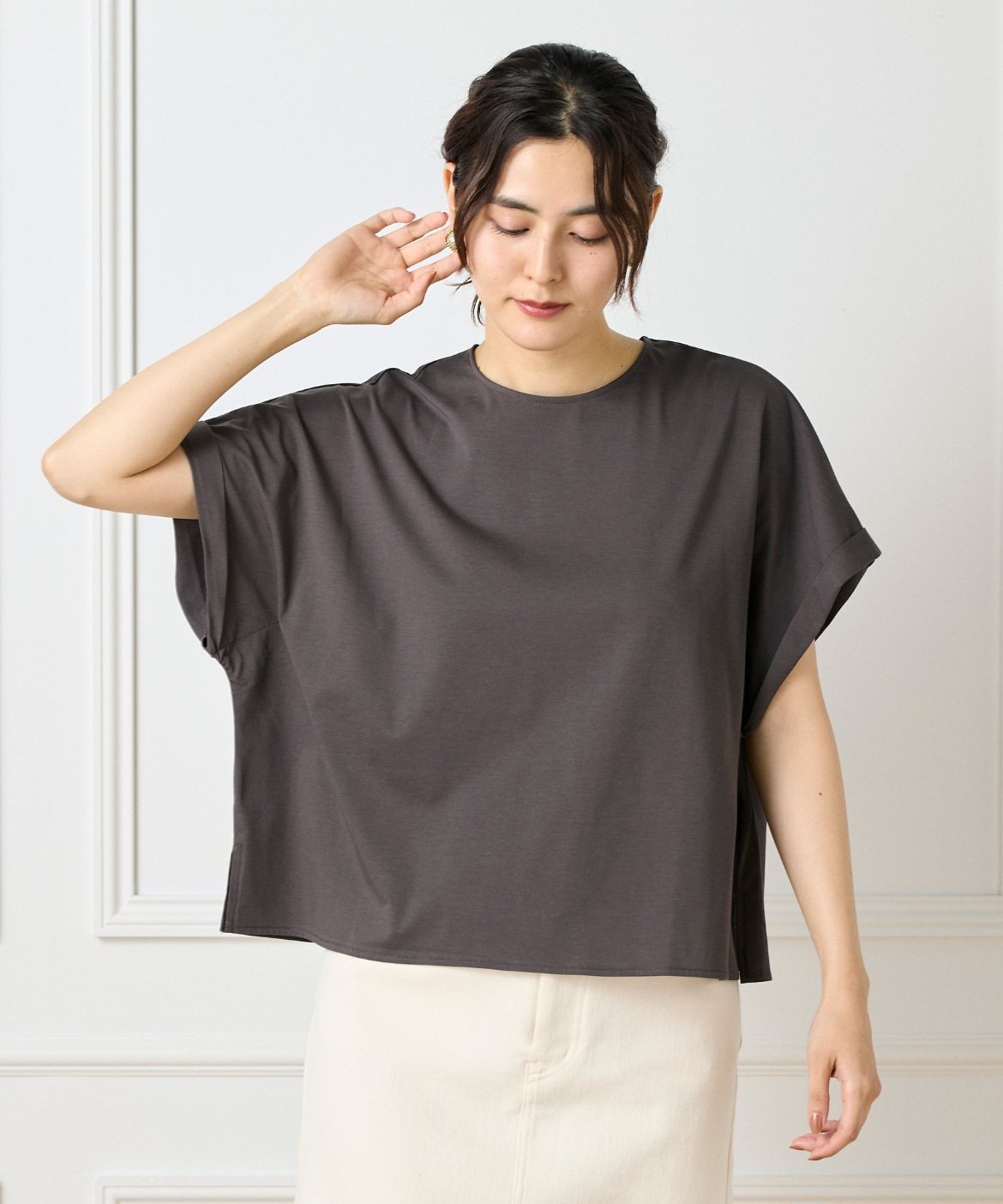 I.T.'S. international ボクシーカットソープルオーバー イッツインターナショナル トップス カットソー・Tシャツ ホワイト イエロー ブラック