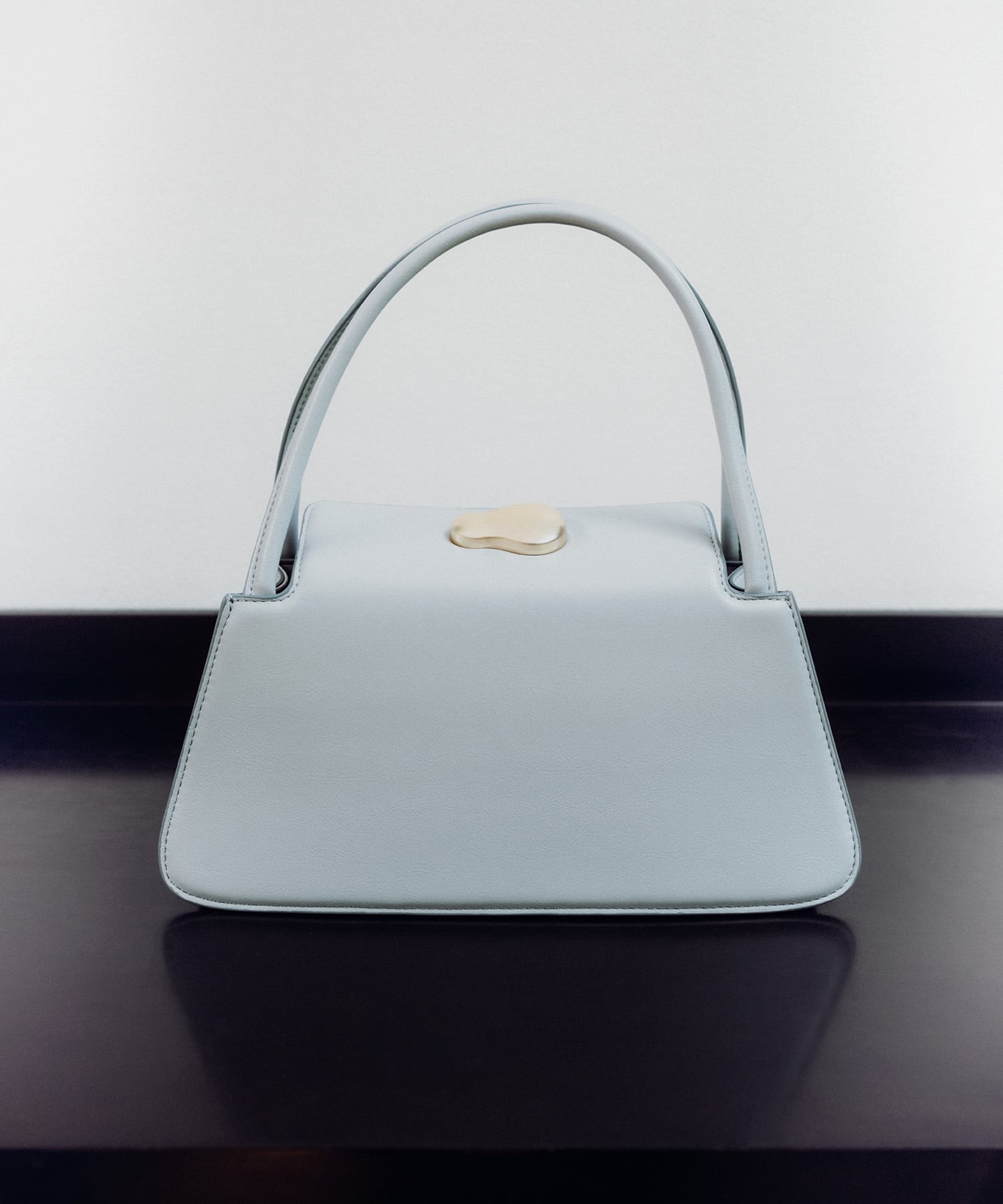 LE VERNIS [LE VERNIS] Poire boogie bag キャセリーニ バッグ ハンドバッグ ブルー ホワイト ブラック