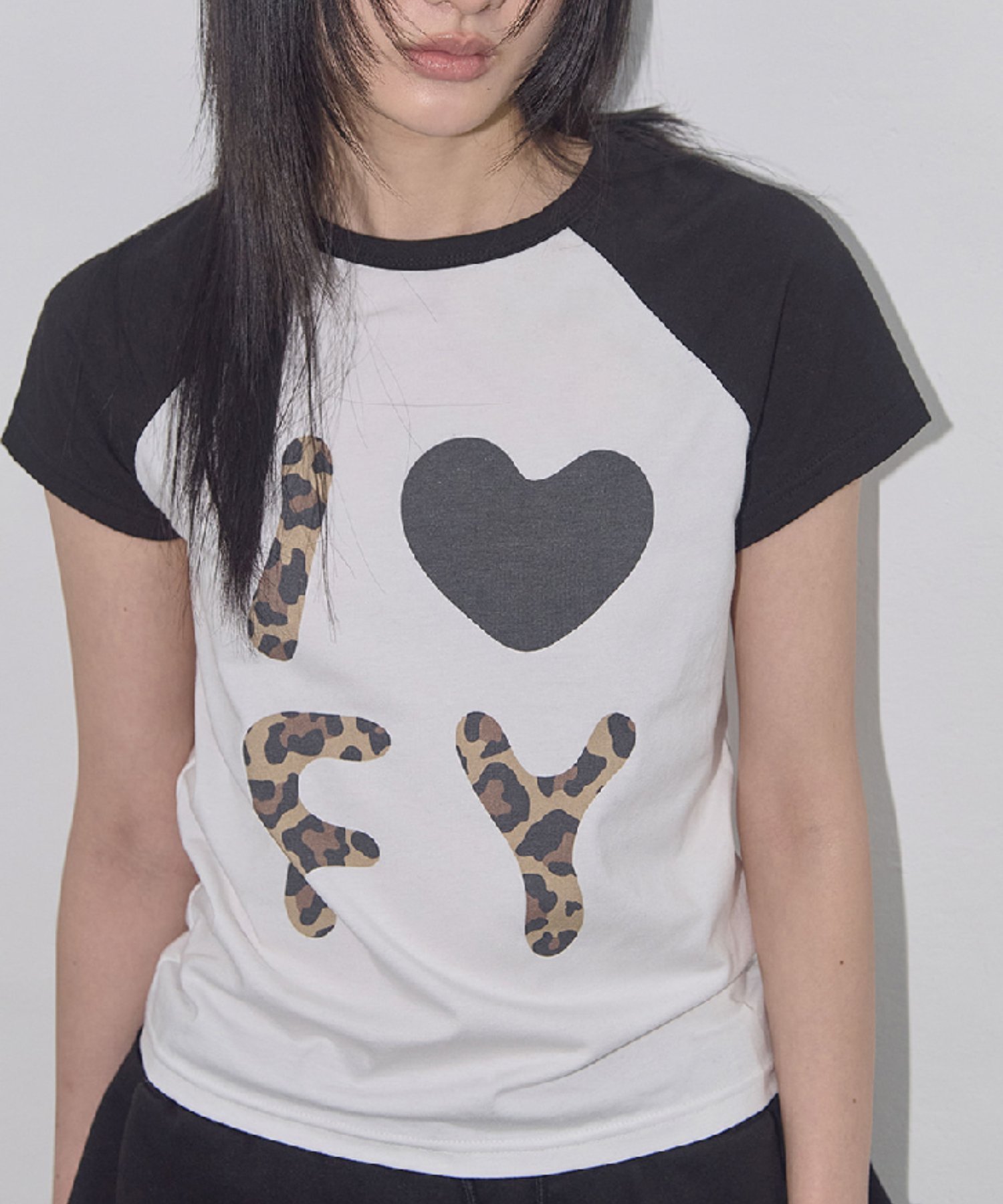 【FANCY CLUB】I LOVE FY TEE / Tシャツ / 半袖 ネバーマインドザエックスユー／チカシツプラス トップス カットソー・Tシャツ ホワイト