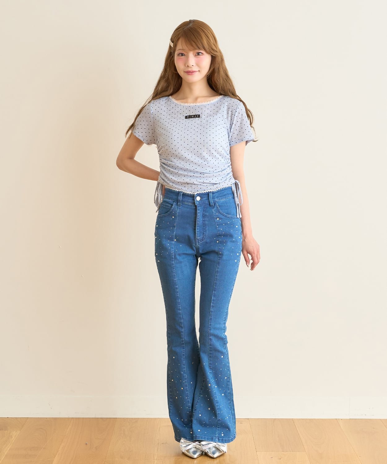 Mi-je サイドドロストストーンネームTシャツ ナルミヤオンライン トップス カットソー・Tシャツ ホワイト ブルー