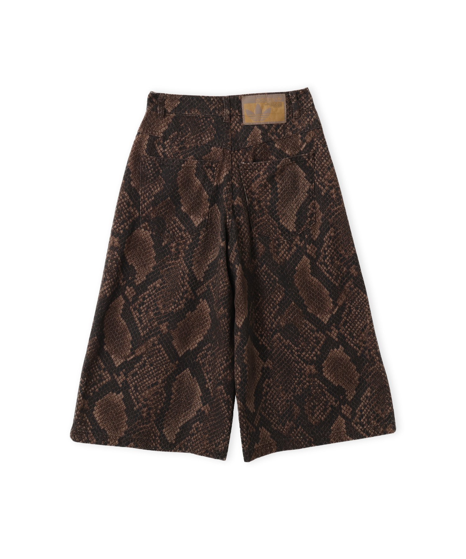 adidas SNAKE PRINT DENIM BERMUDA アースストレータ/オーロラコーヒー アトモス パンツ その他のパンツ ブラウン