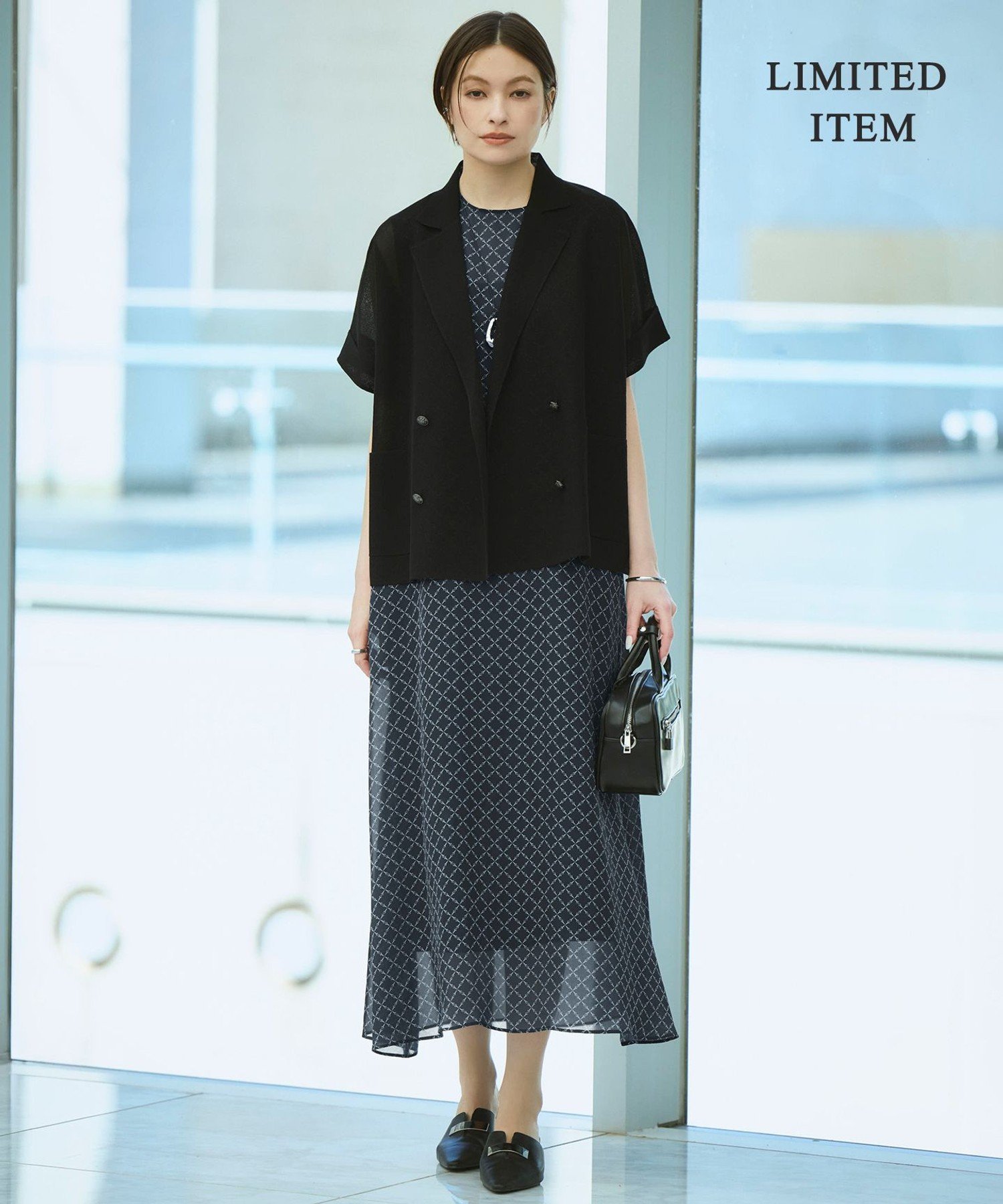 ICB 【WEB限定・丈が選べる】サテンオーガンプリント ノースリーブワンピース アイシービー ワンピース・ドレス ワンピース ネイビー ブラック