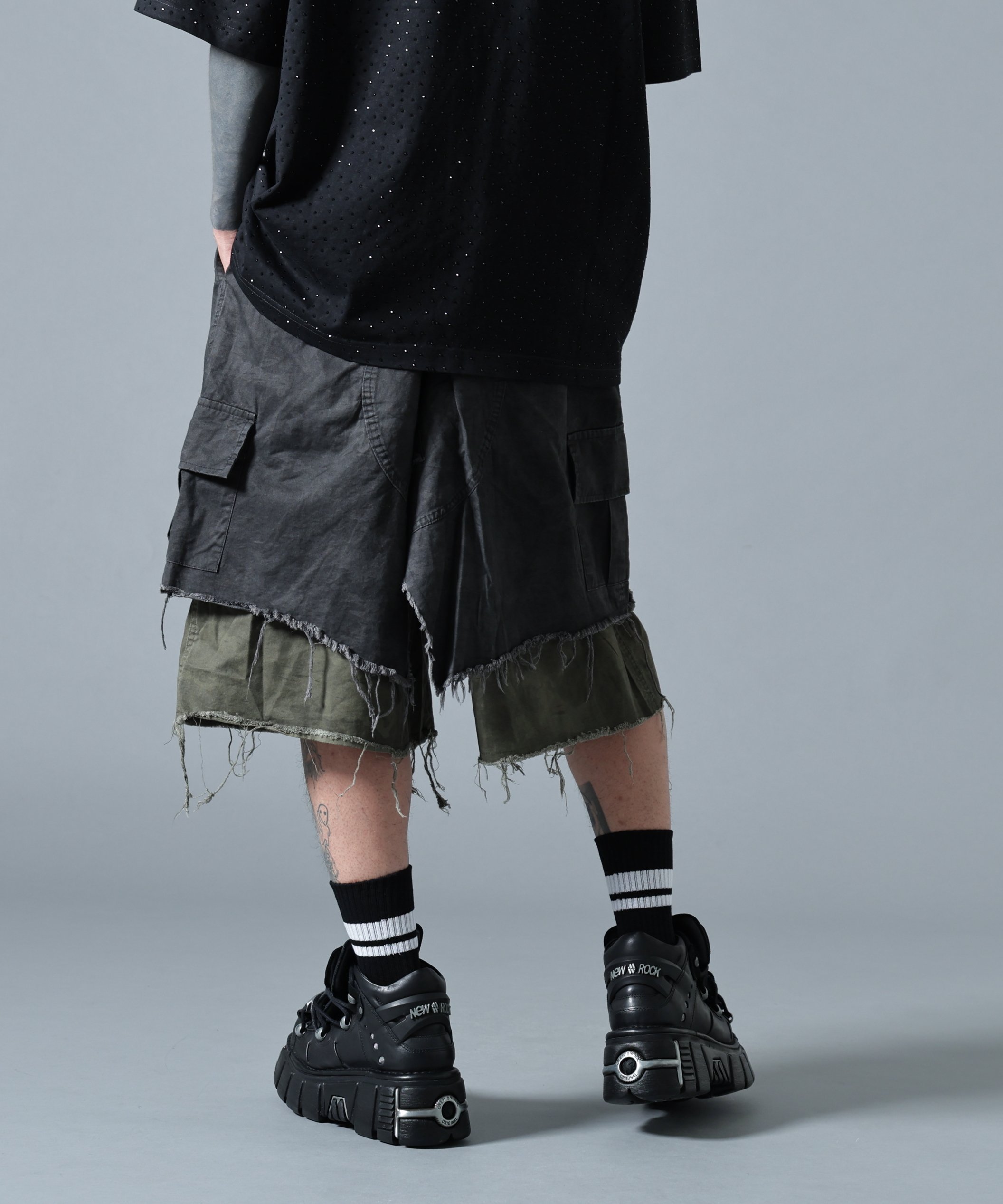 LHP MAVYTH/メヴィス/LAYERED CAMO SHORTS エルエイチピー パンツ その他のパンツ ブラック