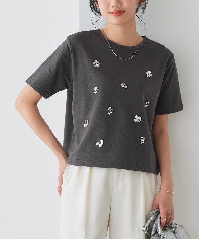 Pierrot フラワービジュープルオーバー ピエロ トップス カットソー・Tシャツ グレー ホワイト