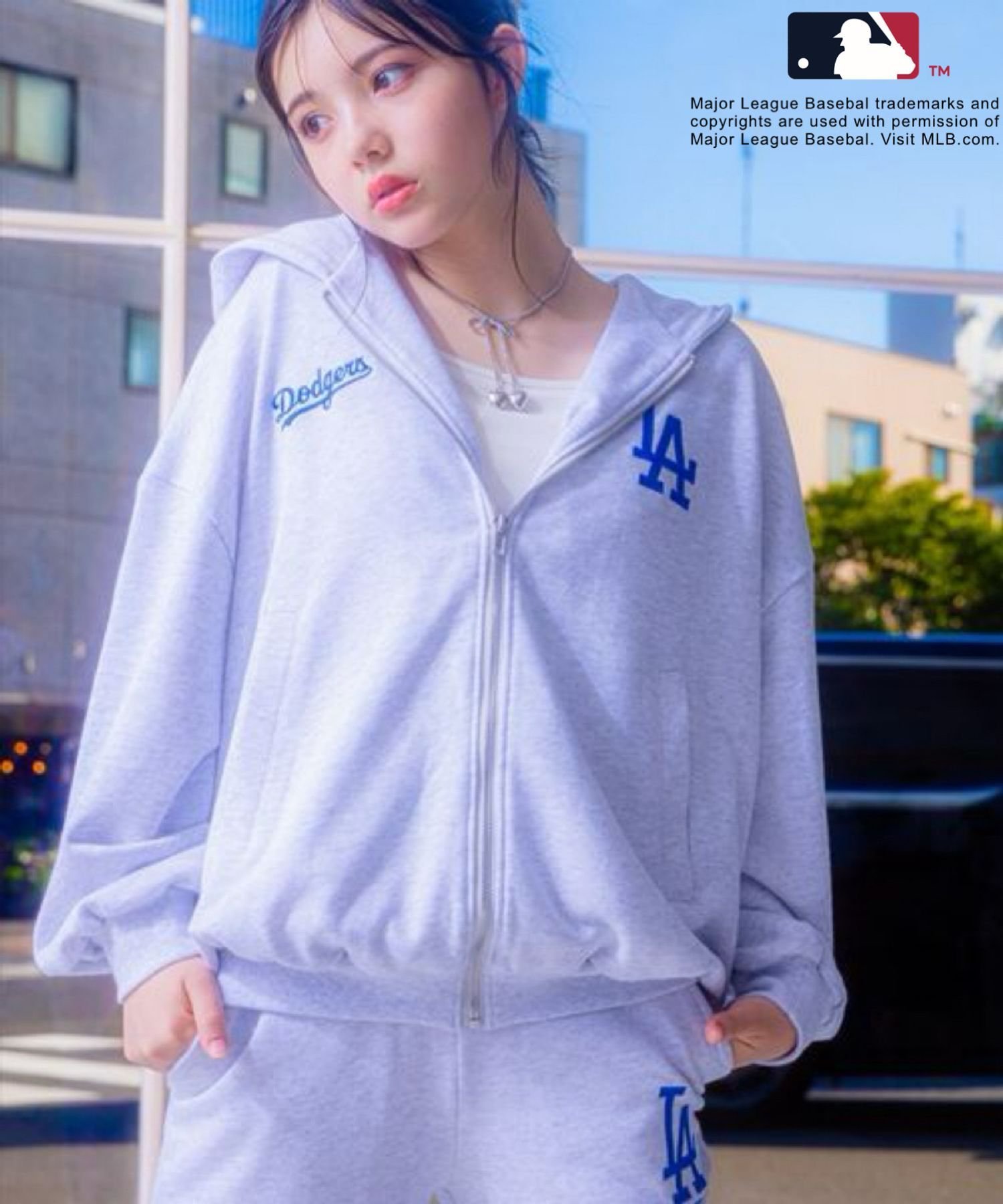 repipi armario 【MLB】ルーズZIPパーカー レピピアルマリオ トップス スウェット・トレーナー ブラッ..