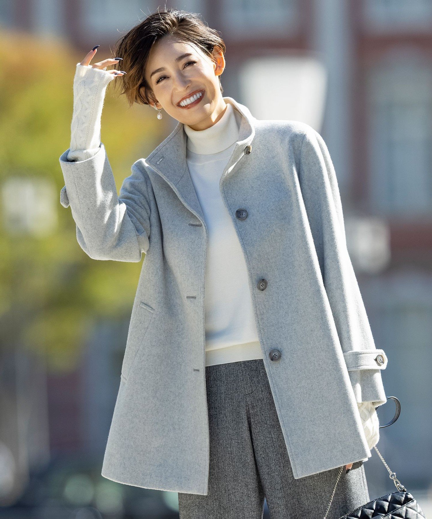 J.PRESS LADIES L ショートビーバー スタンドカラー コート ジェイプレス ジャケット・アウター その他のジャケット・アウター ブルー ベージュ グレー