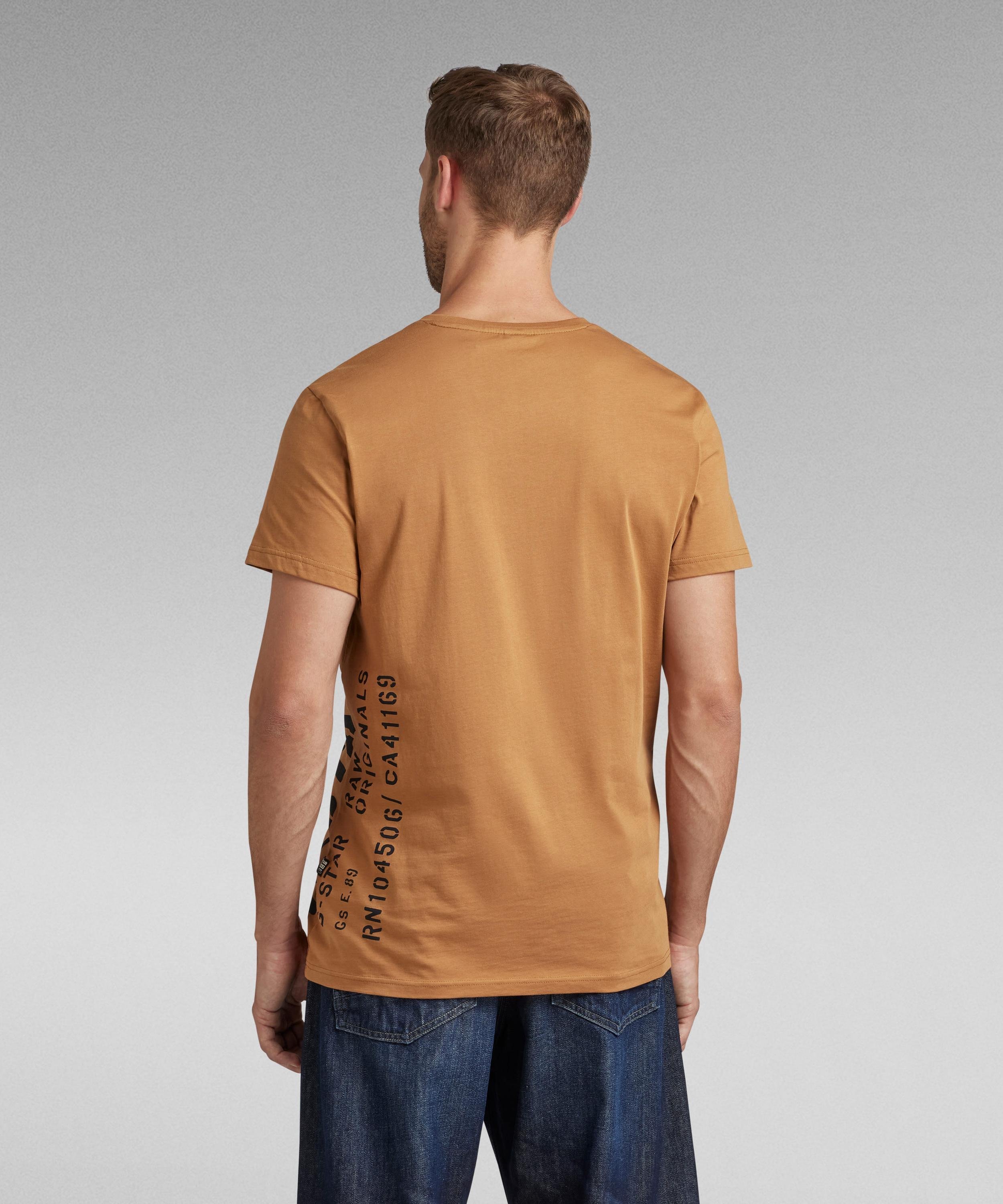 【公式ショップ】SIDE STENCIL T-SHIRT/ブランドロゴT ジースターロゥ トップス カットソー・Tシャツ ブラウン