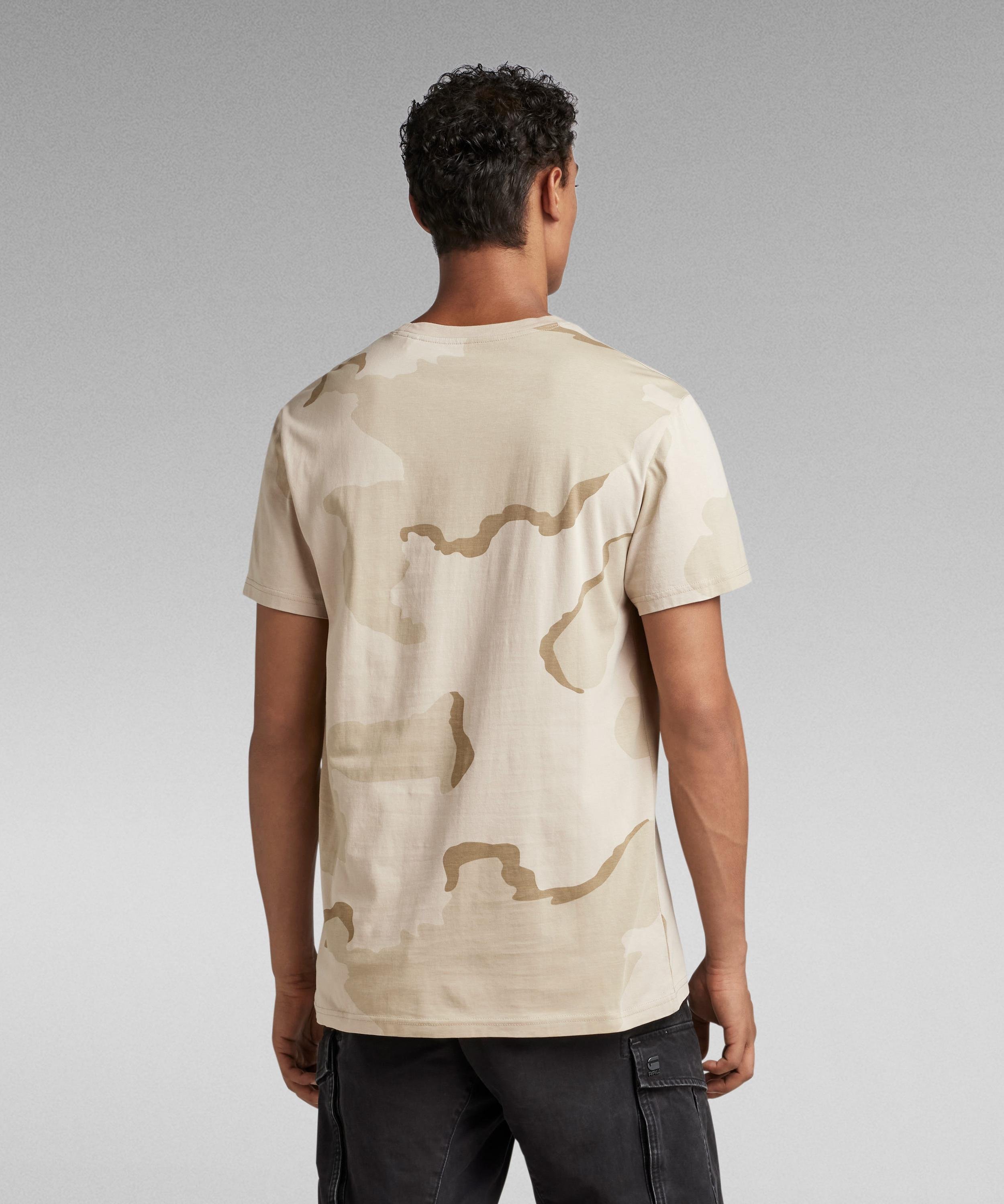【公式ショップ】DESERT CAMO T-SHIRT/デザートカモTシャツ ジースターロゥ トップス カットソー・Tシャツ ベージュ