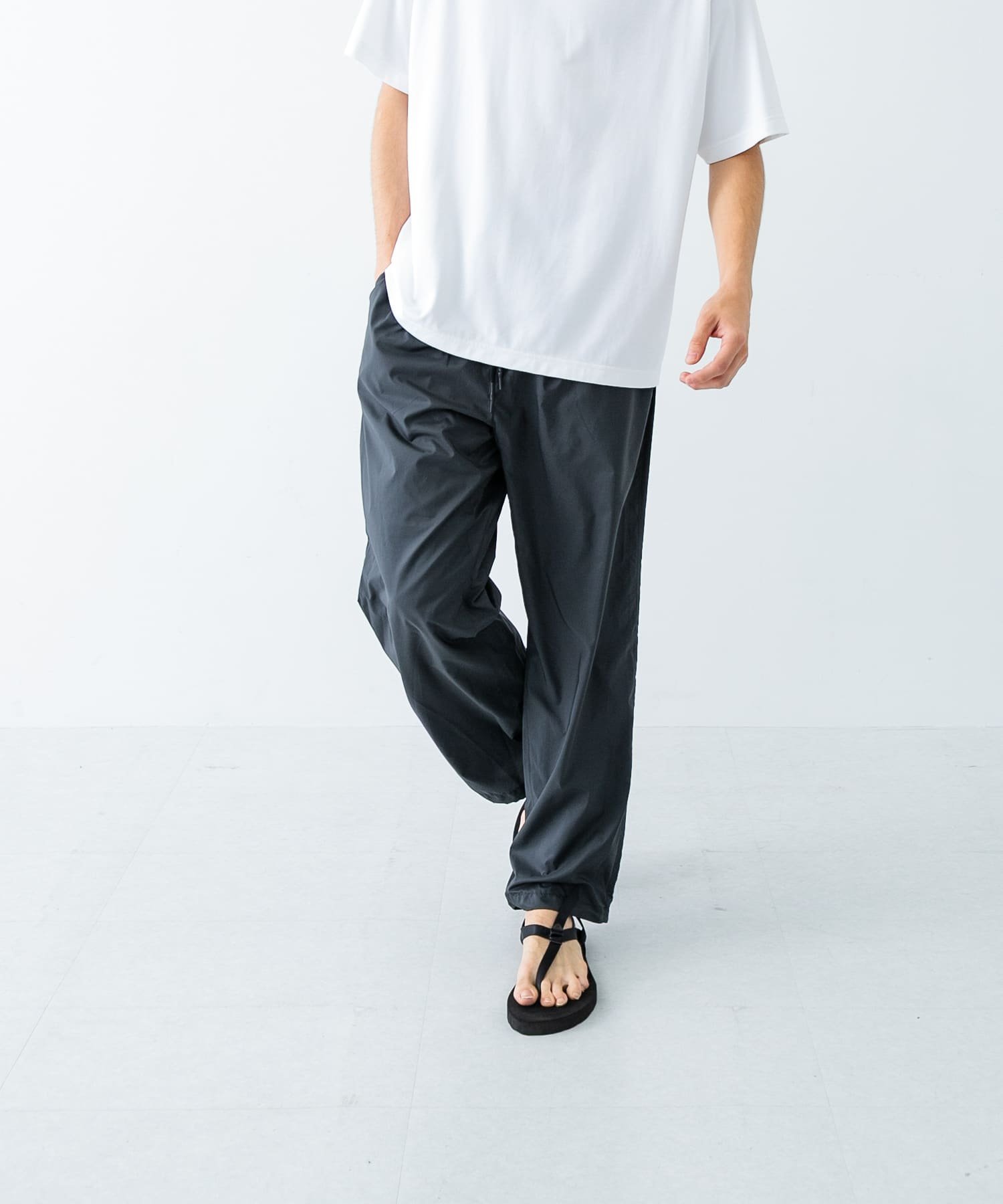 【SALE／60%OFF】URBAN RESEARCH SHADOW RIP EASY PANTS アーバンリサーチ パンツ その他のパンツ ブラック グレー【送料無料】