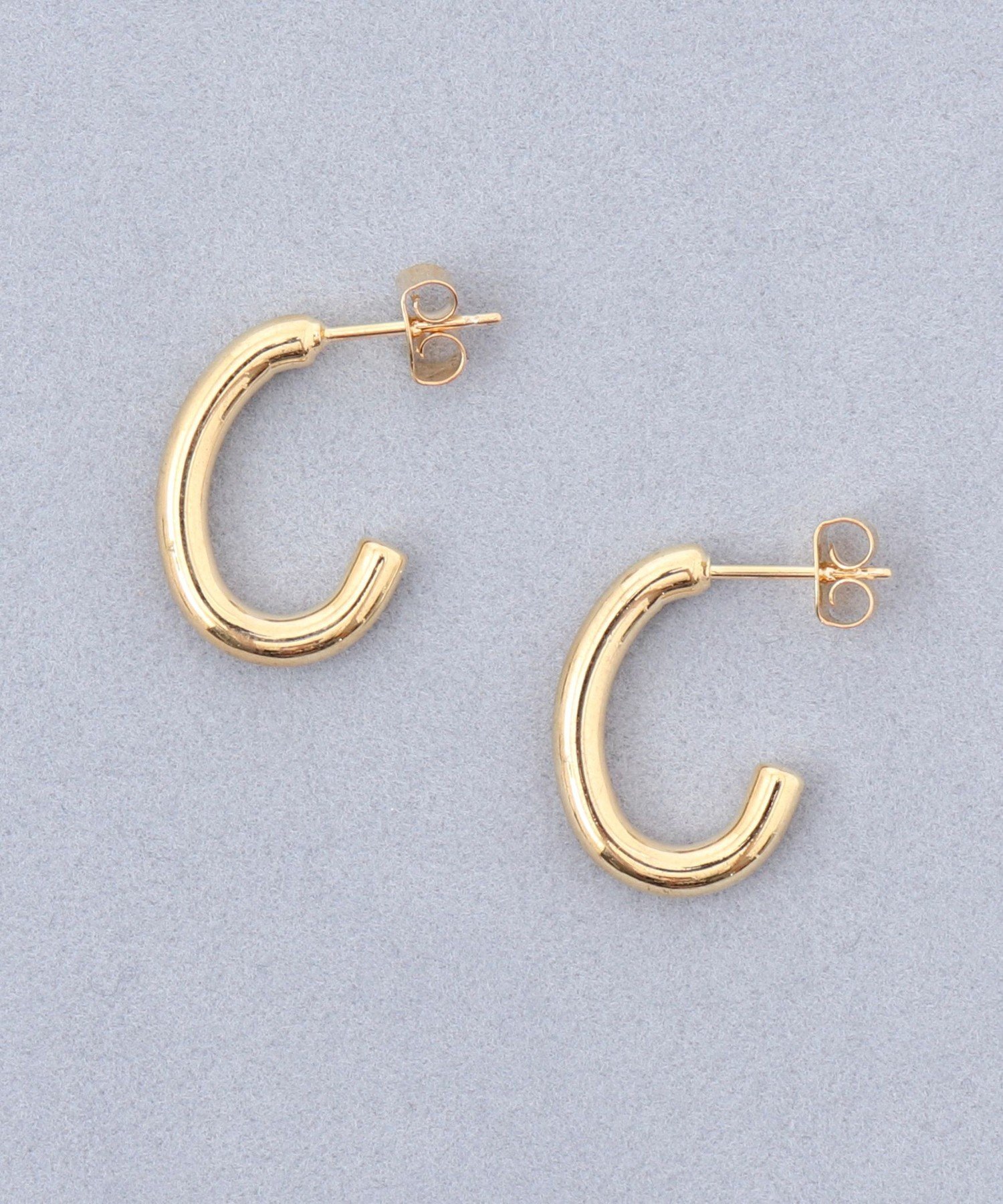 【grace grace/グラスグラス】スリムGピアス ノーリーズ アクセサリー・腕時計 ピアス ゴールド シルバー