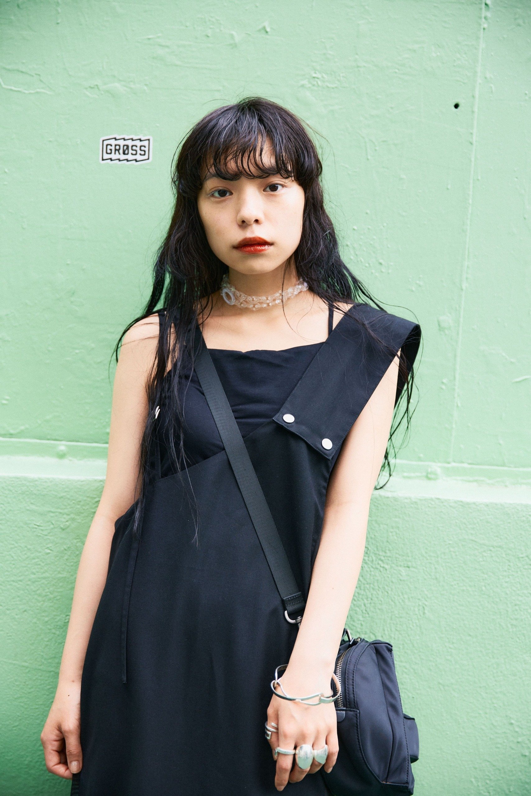 【SALE／30%OFF】LA PEAU DE GEM / led.tokyo / uneven 【led.tokyo】サイドラインアシメキャミワンピース ラポドゥジェム / レッドトウキョウ/アニヴェン トップス ノースリーブ・タンクトップ ブラック グレー【送料無料】のサムネイル