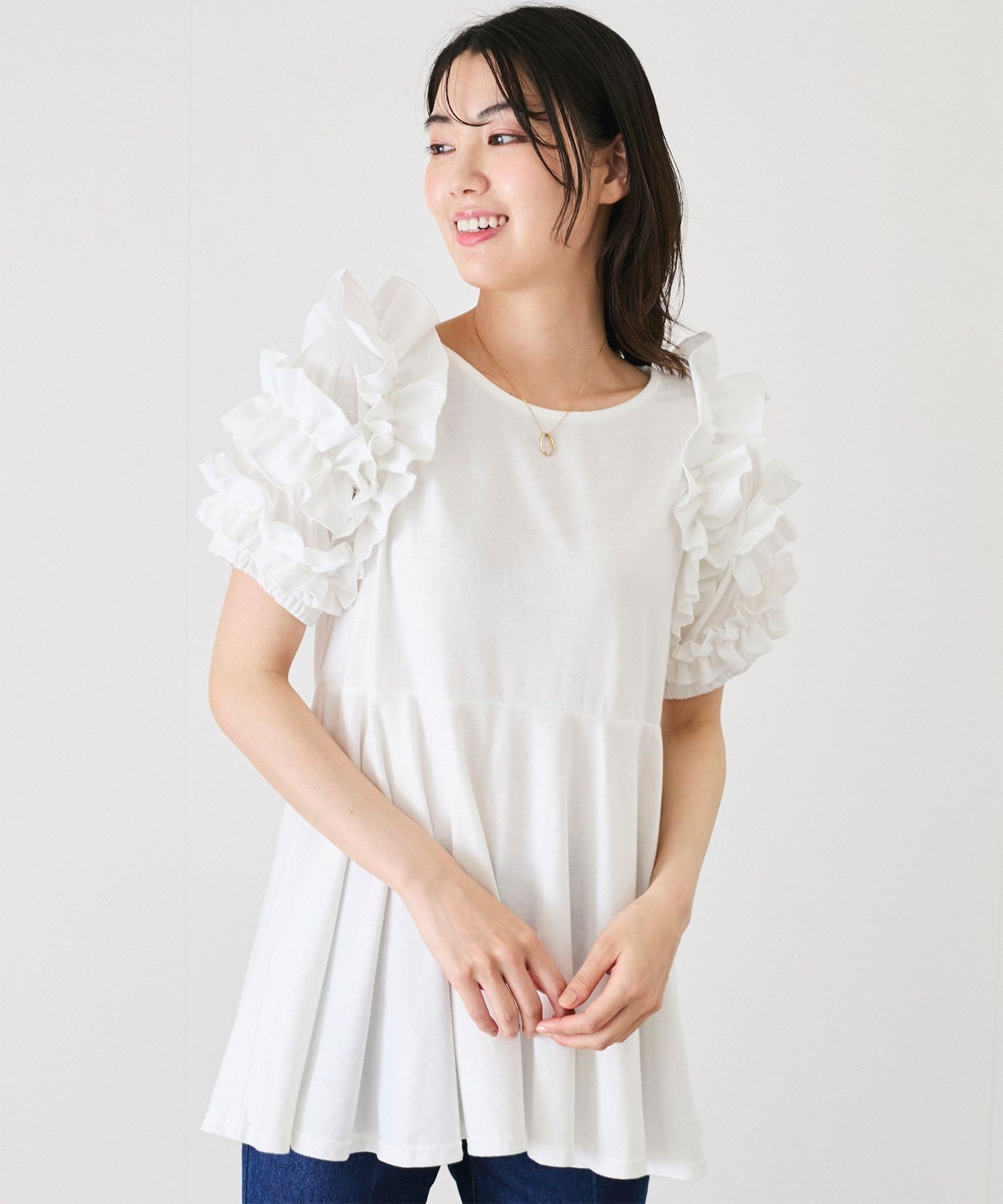 JAYRO 袖フリルTシャツ ジャイロ トップス カットソー・Tシャツ ブラック ホワイト