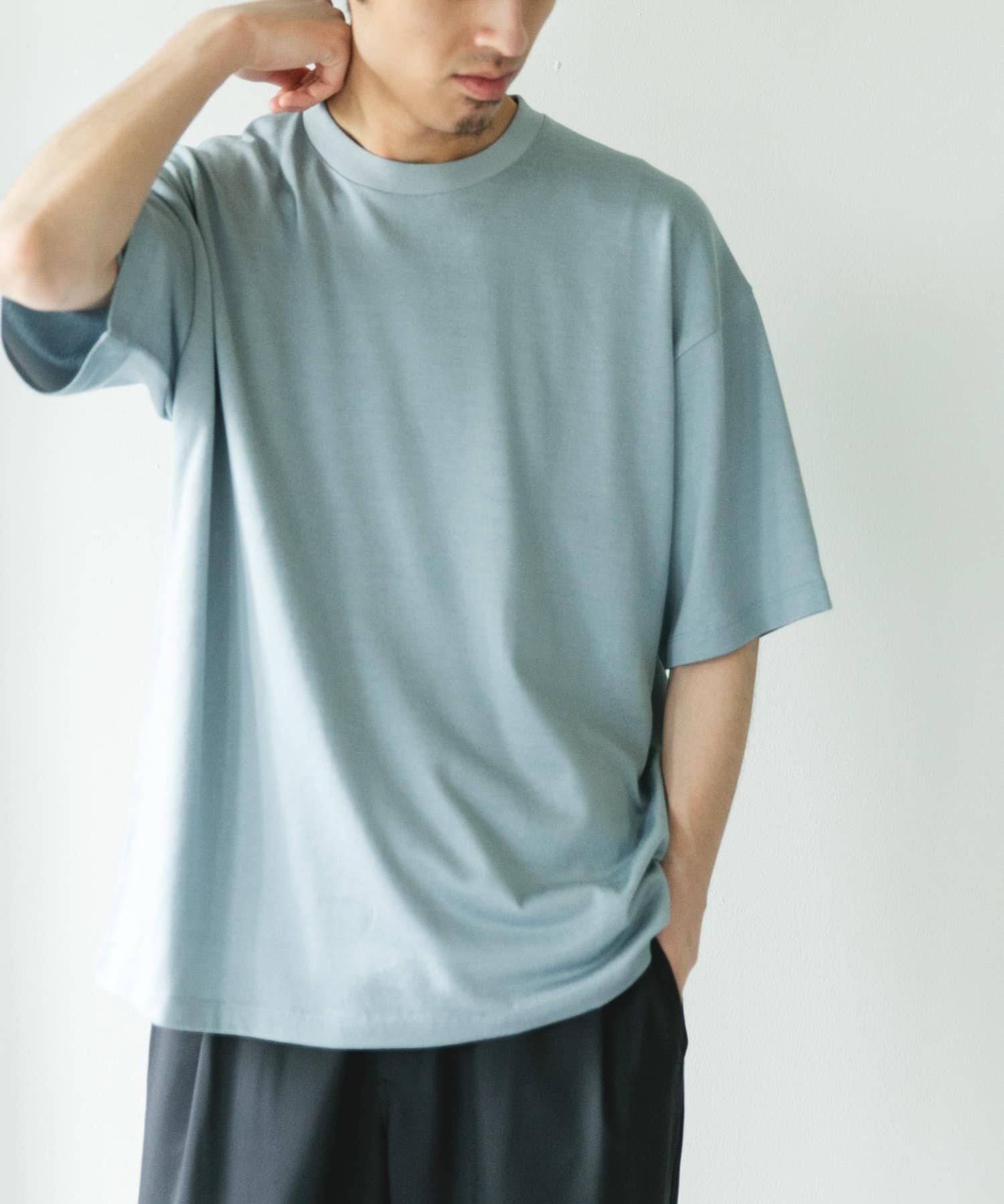 コットンレーヨンクルーネック ショートスリーブ Tシャツ アーバンリサーチドアーズ トップス カットソー・Tシャツ ベージュ ブラウン