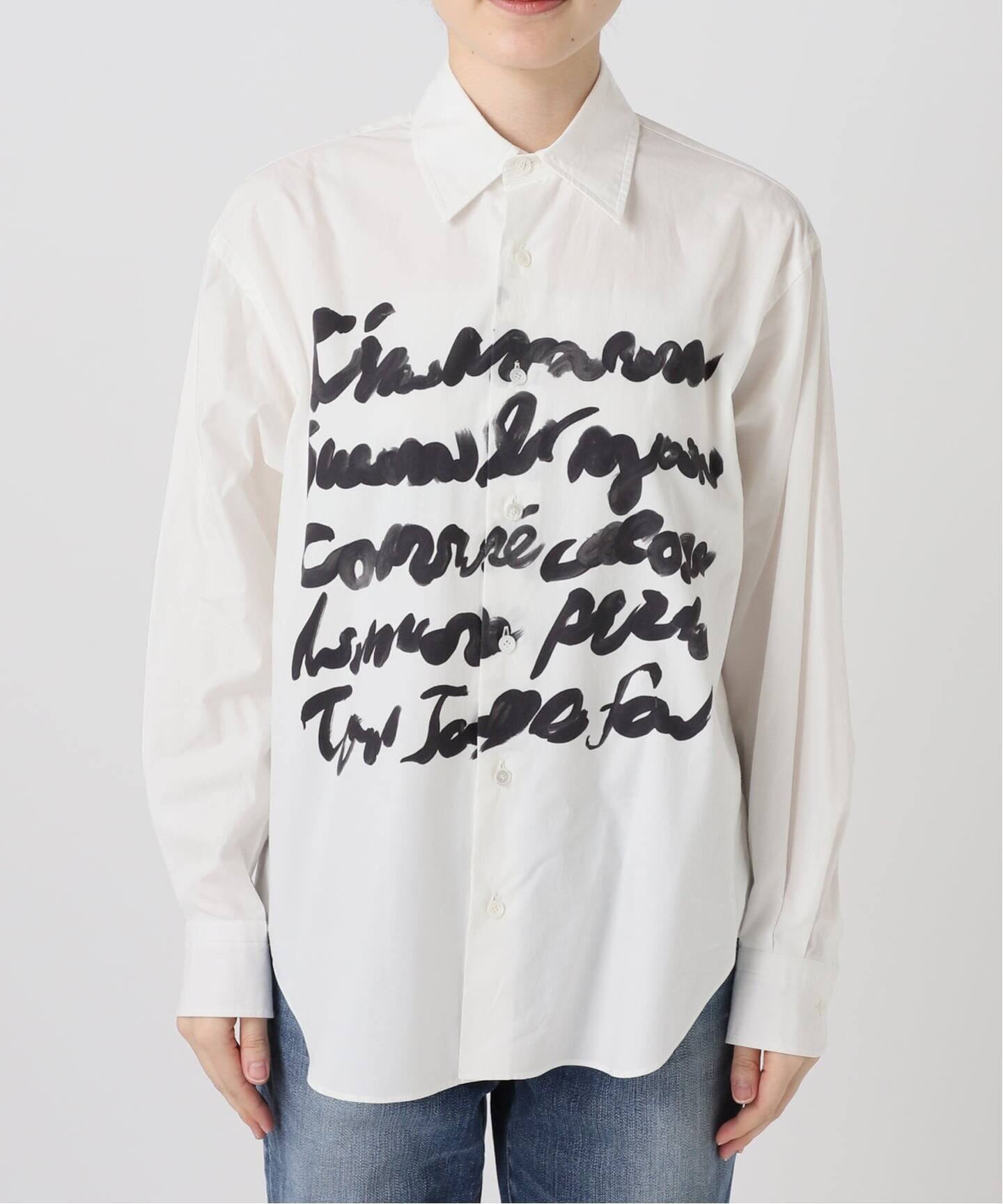《一部店舗+WEB限定》Typography Regular Shirts スピックアンドスパン トップス シャツ・ブラウス ホワイト