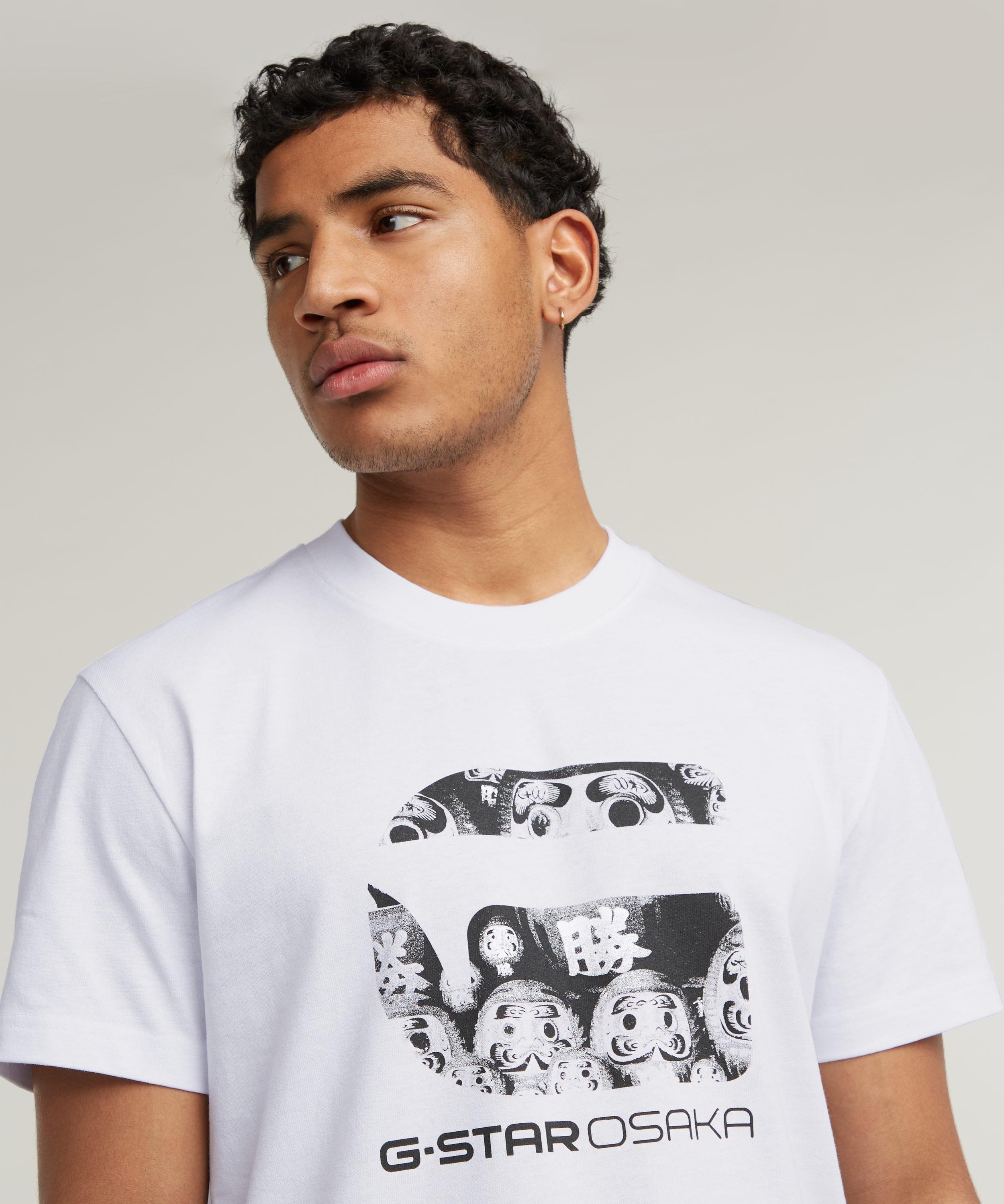 【公式ショップ】OSAKA T-SHIRT/フォトプリントロゴT/大阪 ジースターロゥ トップス カットソー・Tシャツ ホワイト