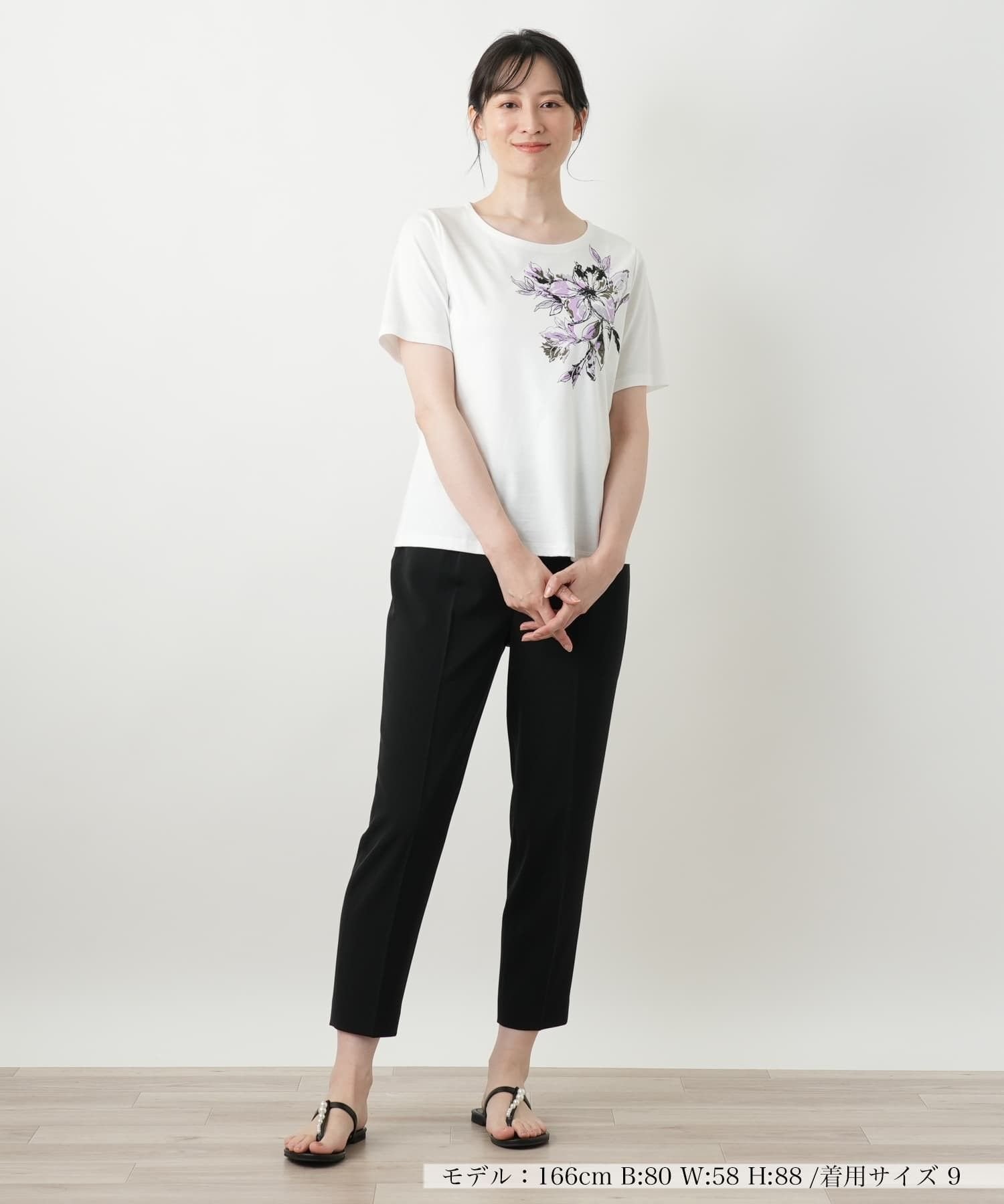 Leilian 花柄クルーネックカットソー レリアン トップス カットソー・Tシャツ ホワイト