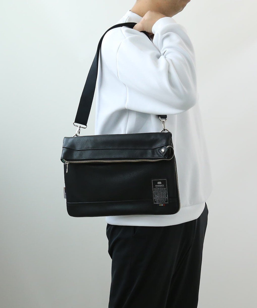 BACKYARD FAMILY MADDEN EQUIPMENT 口折れショルダー TMPI-06 ローラ バッグ ショルダーバッグ ネイビー