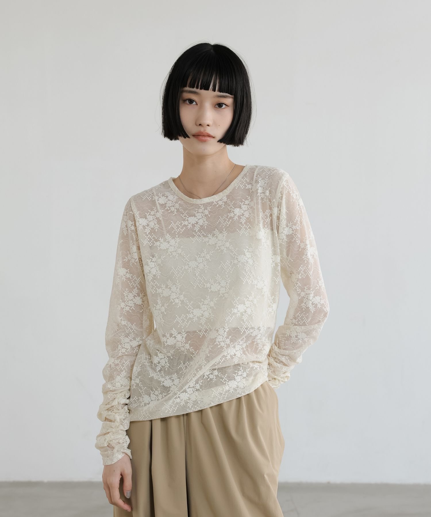 LOWRYS FARM フロッキーレースプルオーバーLS ローリーズファーム トップス カットソー・Tシャツ ホワイト ブラック
