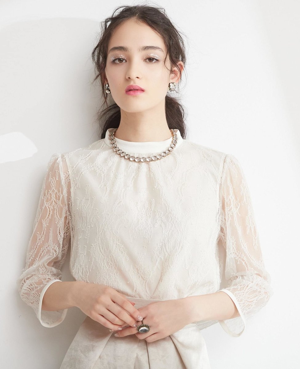 【SALE／60%OFF】TIARA レースハイネックブラウス ティアラ トップス シャツ・ブラウス ホワイト ブルー ネイビー【送料無料】のサムネイル