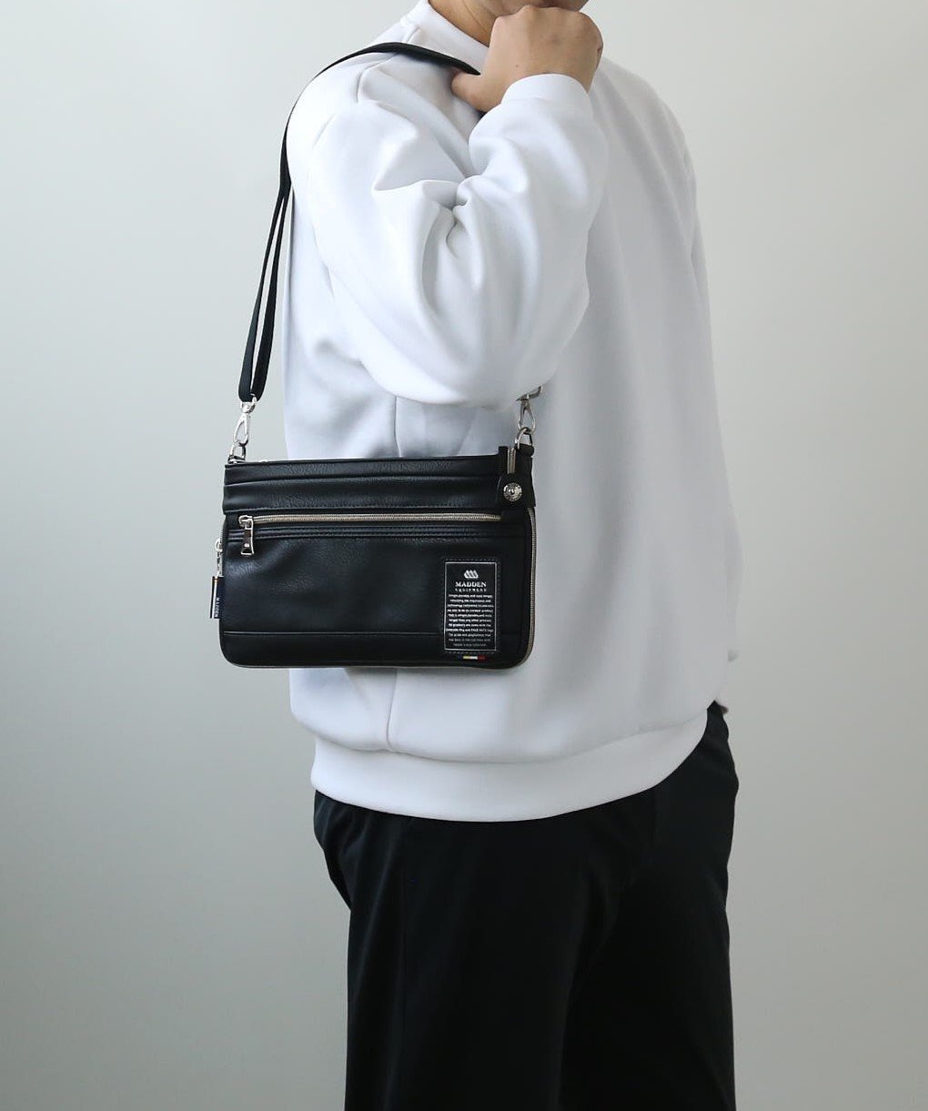 BACKYARD FAMILY MADDEN EQUIPMENT ミニショルダーバッグ TMPI-07 ローラ バッグ ショルダーバッグ ブラウン