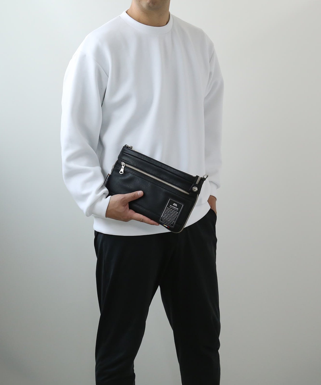 BACKYARD FAMILY MADDEN EQUIPMENT ミニショルダーバッグ TMPI-07 ローラ バッグ ショルダーバッグ ブラウン