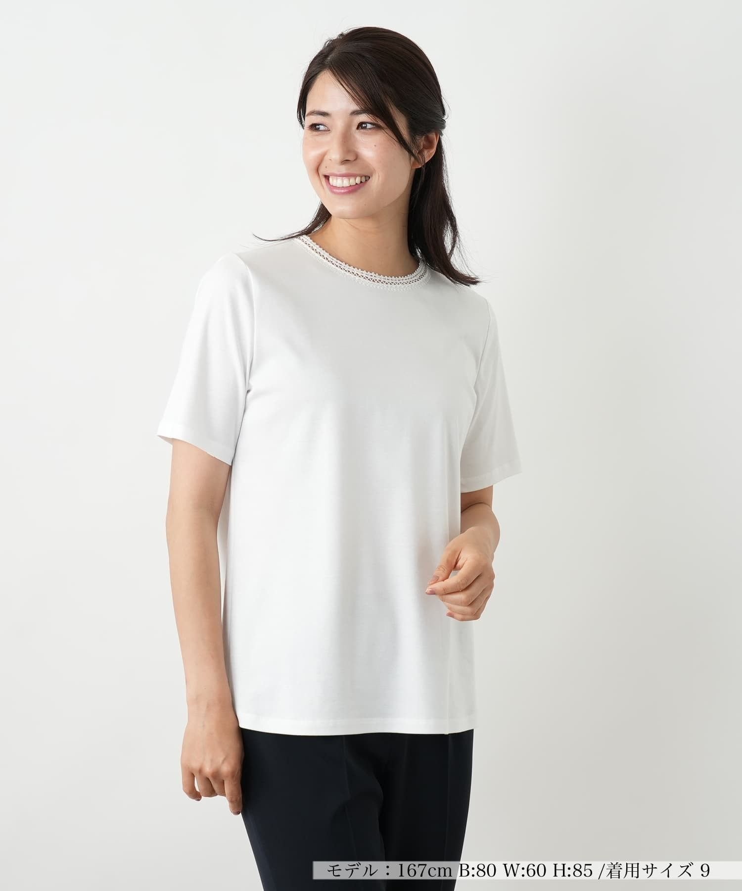 Leilian 刺繍クルーネックカットソー レリアン トップス カットソー・Tシャツ ホワイト ネイビー