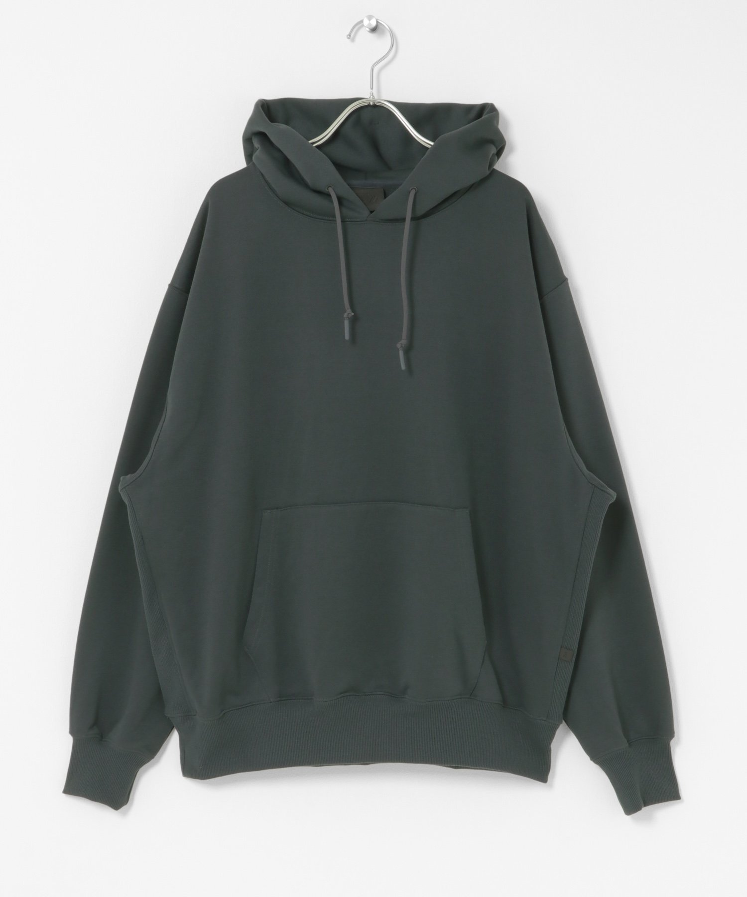 URBAN RESEARCH BUYERS SELECT DAIWA PIER39 TECH SWEAT HOODIE ユーアールビーエス トップス パーカー・フーディー グレー ブラック【送料無料】