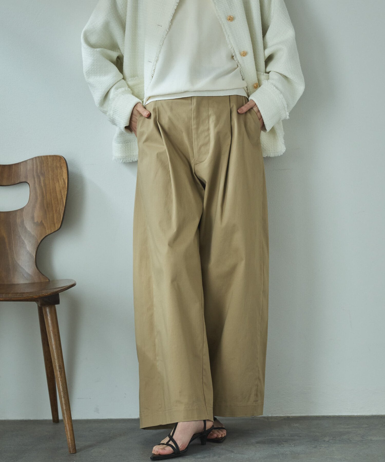 綿ストレッチバレルパンツ ドゥアルシーヴ パンツ その他のパンツ ベージュ カーキグリーン ホワイト