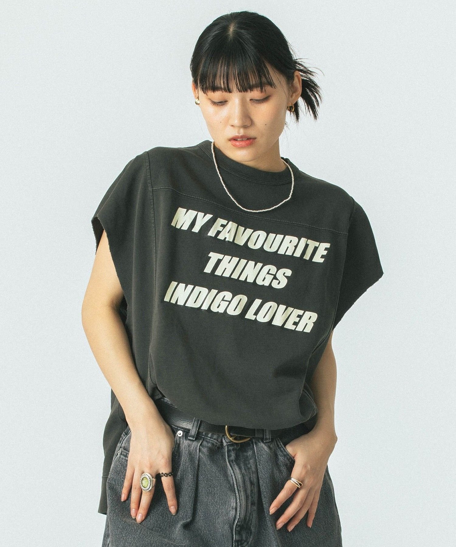 ROSE BUD INDIGO LOVERS TEE ローズバッド トップス カットソー・Tシャツ ブラック ホワイト