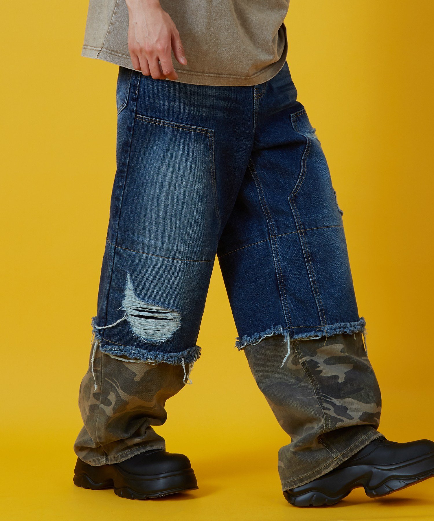 improves カモフラ コンビ ダブルニー デニムパンツ インプローブス パンツ ジーンズ・デニムパンツ ブルー ブラック