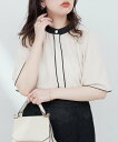 【SALE/50%OFF】natural couture 【WEB限定】パール釦ポイントバイカラーフレア5分袖ブラウス ナチュラルクチュール トップス シャツ・...
