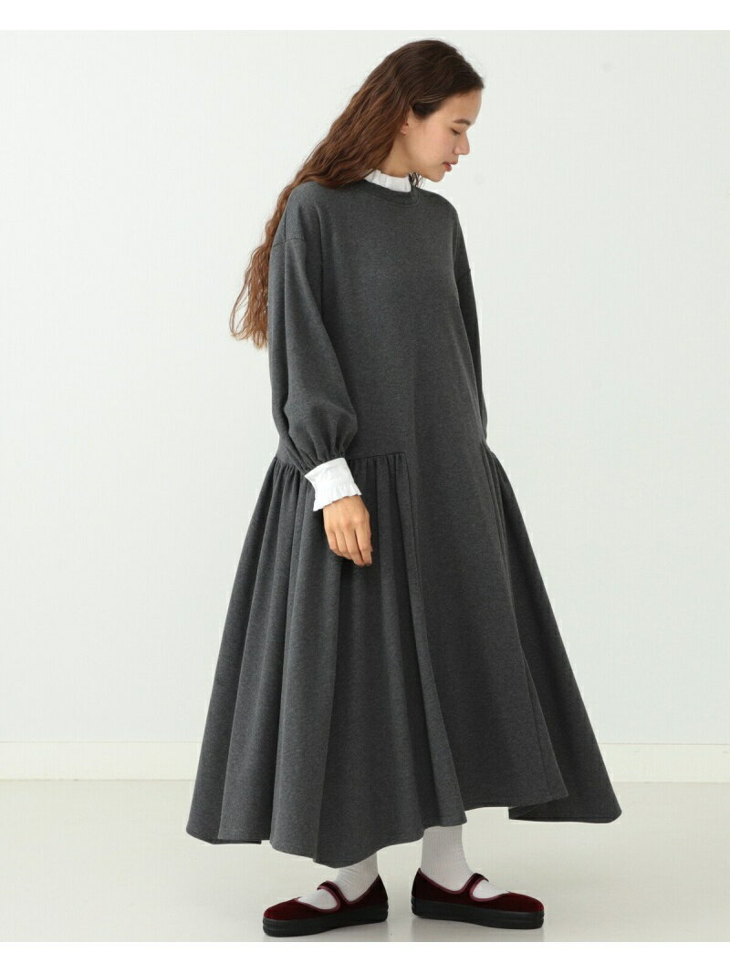 CAROLINA GLASER CAROLINA GLASER / フリル襟 裏毛ワンピース カロリナ グレイサー ワンピース・ドレス シャツワンピース グレー ブラック【送料無料】のサムネイル