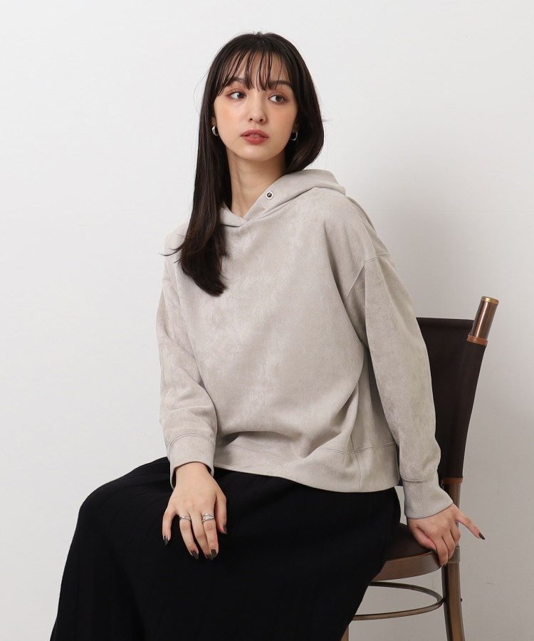 【SALE／10%OFF】SHOO・LA・RUE 大人女子のやわらかスエード調プルパーカー シューラルー トップス スウェット・トレーナー グレー ベージュ ピンク ブルーのサムネイル